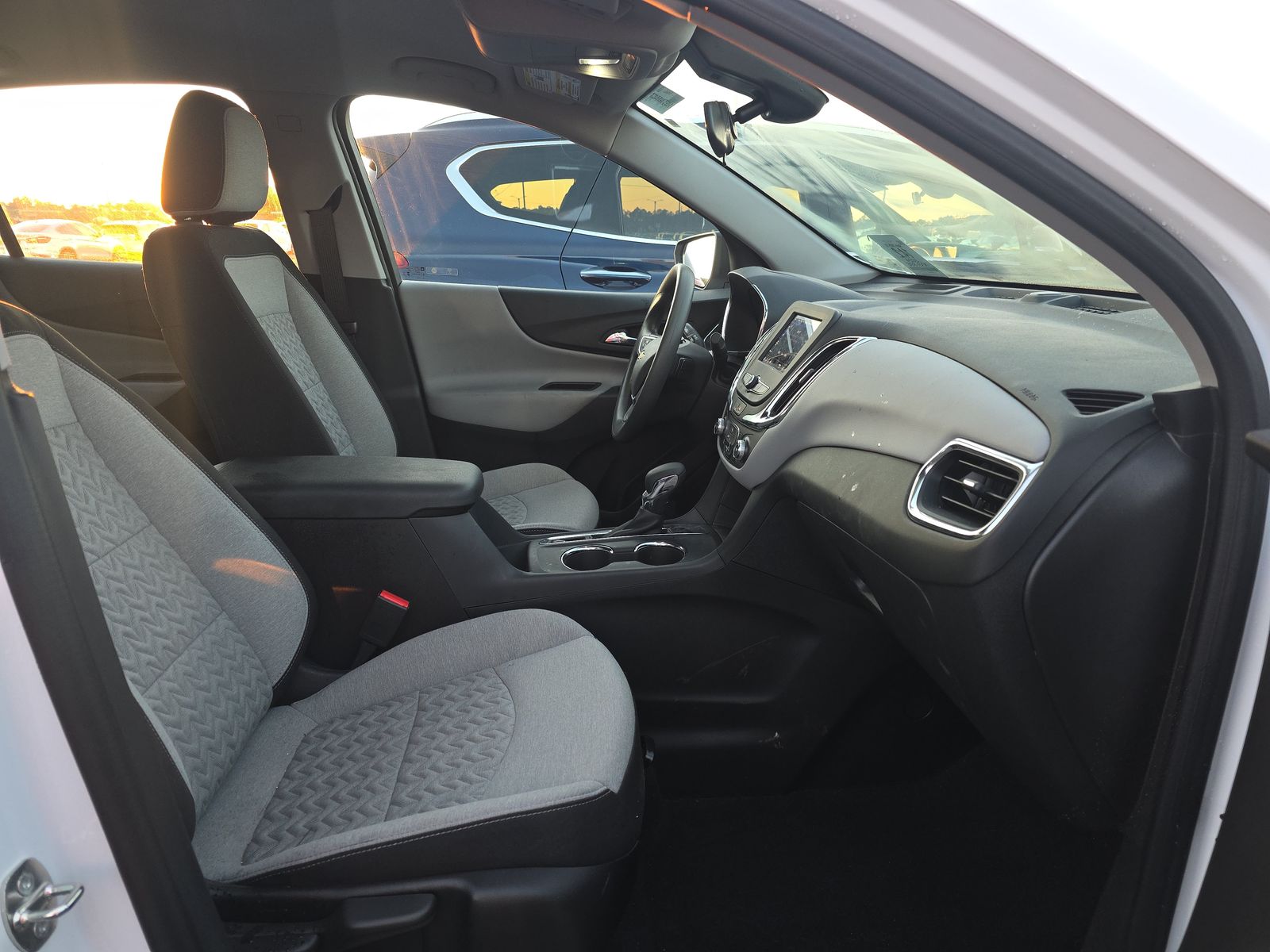 2024 Chevrolet Equinox LS FWD