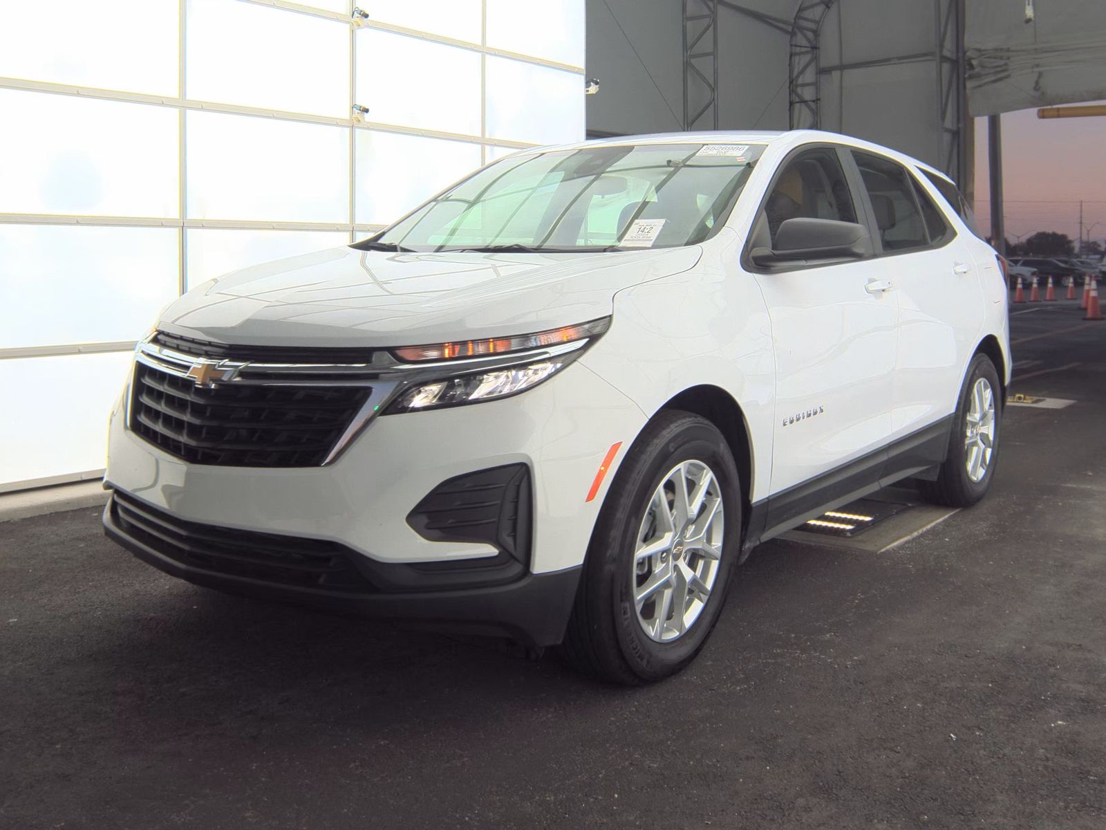 2024 Chevrolet Equinox LS FWD