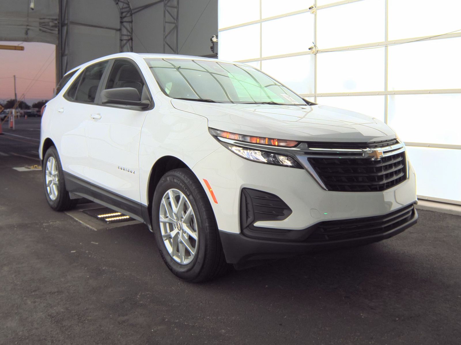 2024 Chevrolet Equinox LS FWD