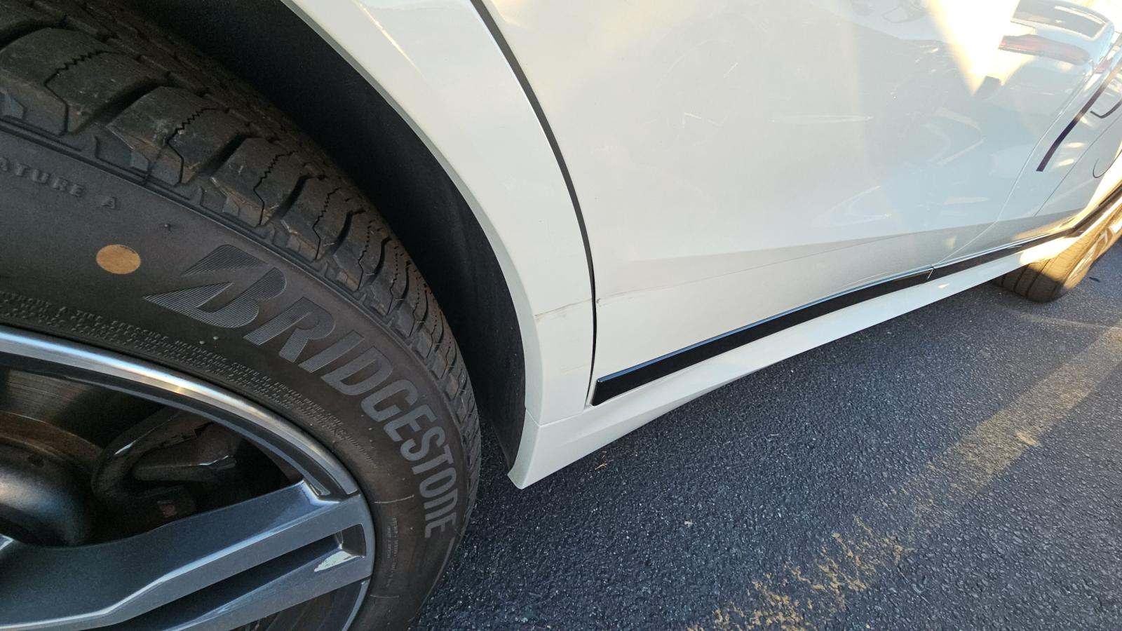 2023 BMW X7 M60i AWD