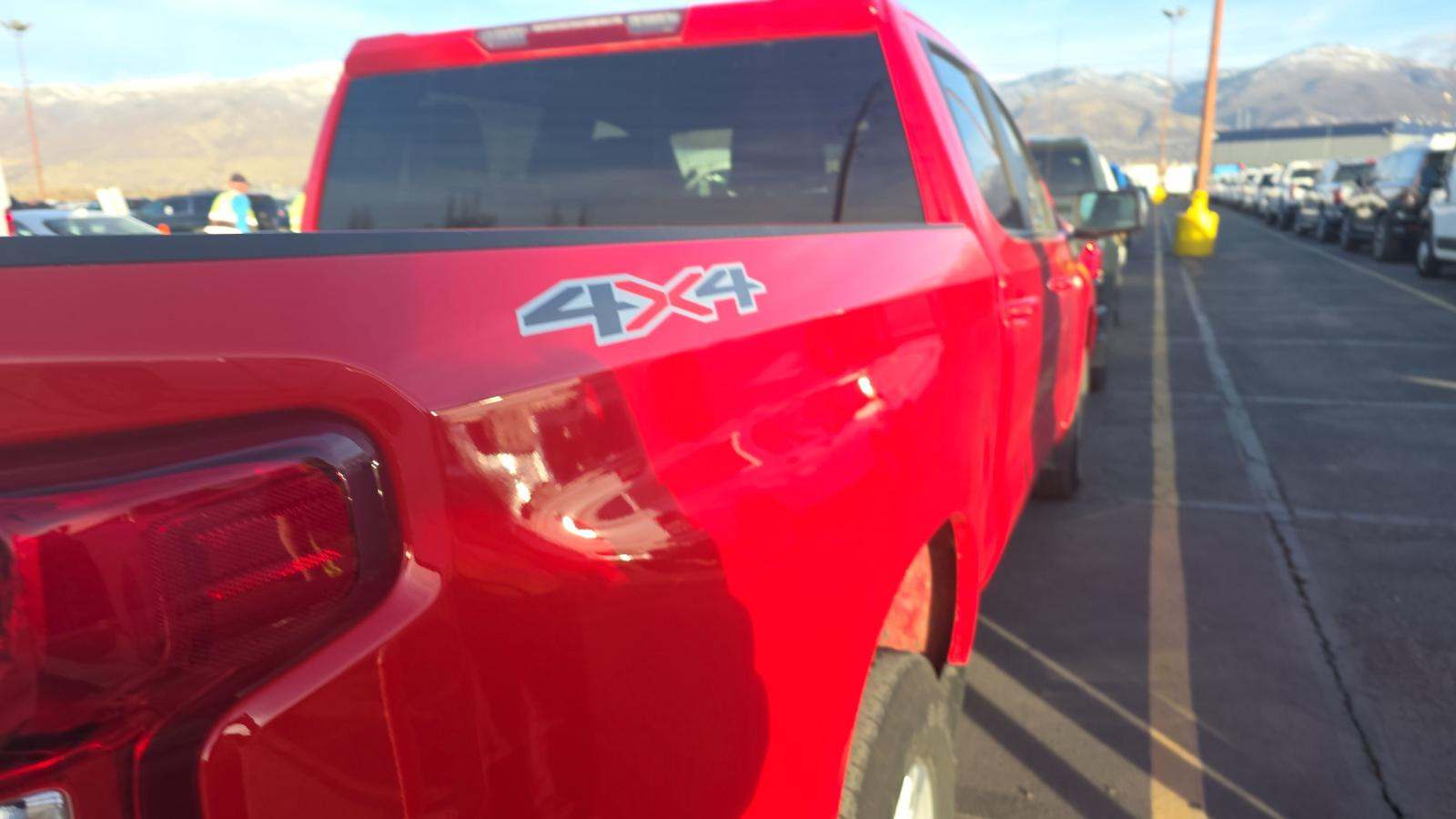 2025 Chevrolet Silverado 1500 LT AWD