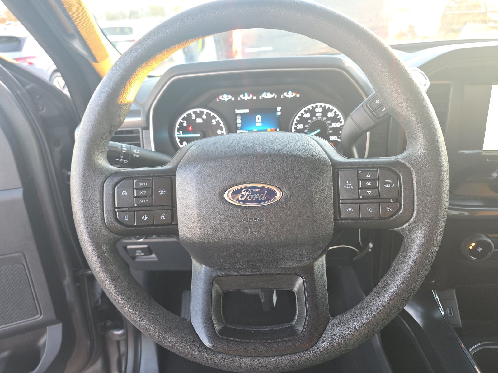 2022 Ford F-150 XL RWD