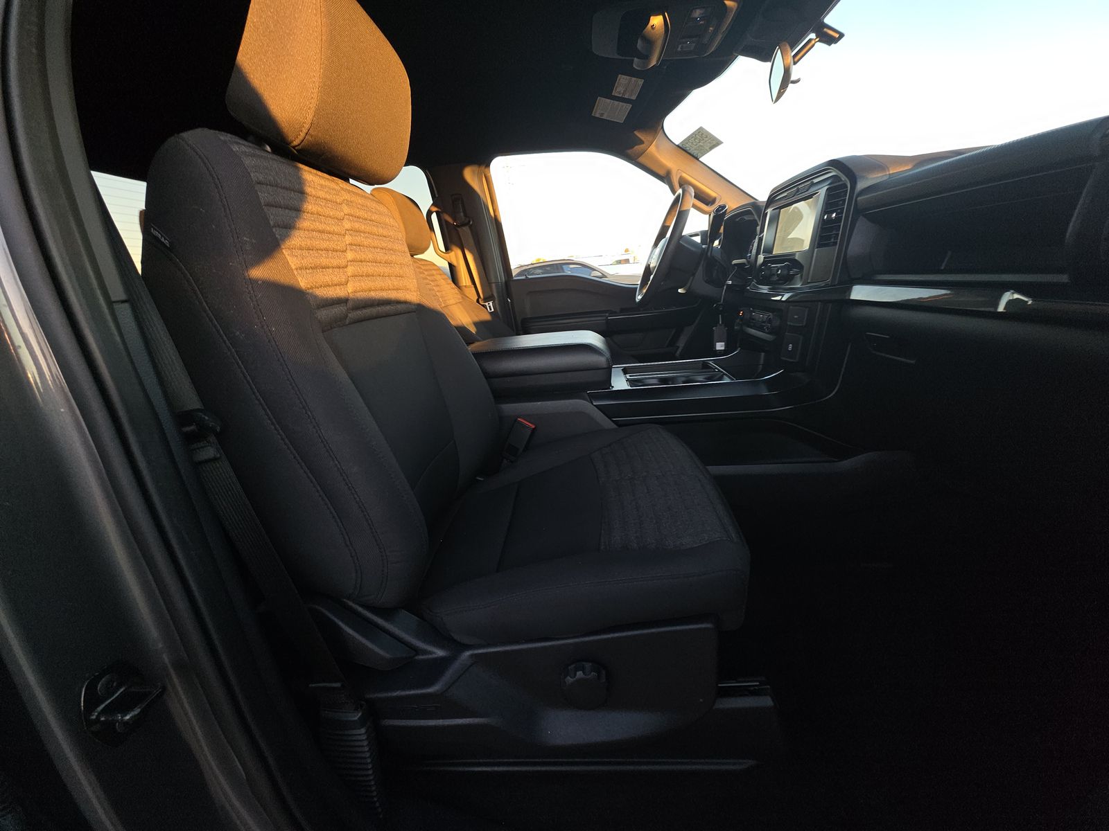 2022 Ford F-150 XL RWD