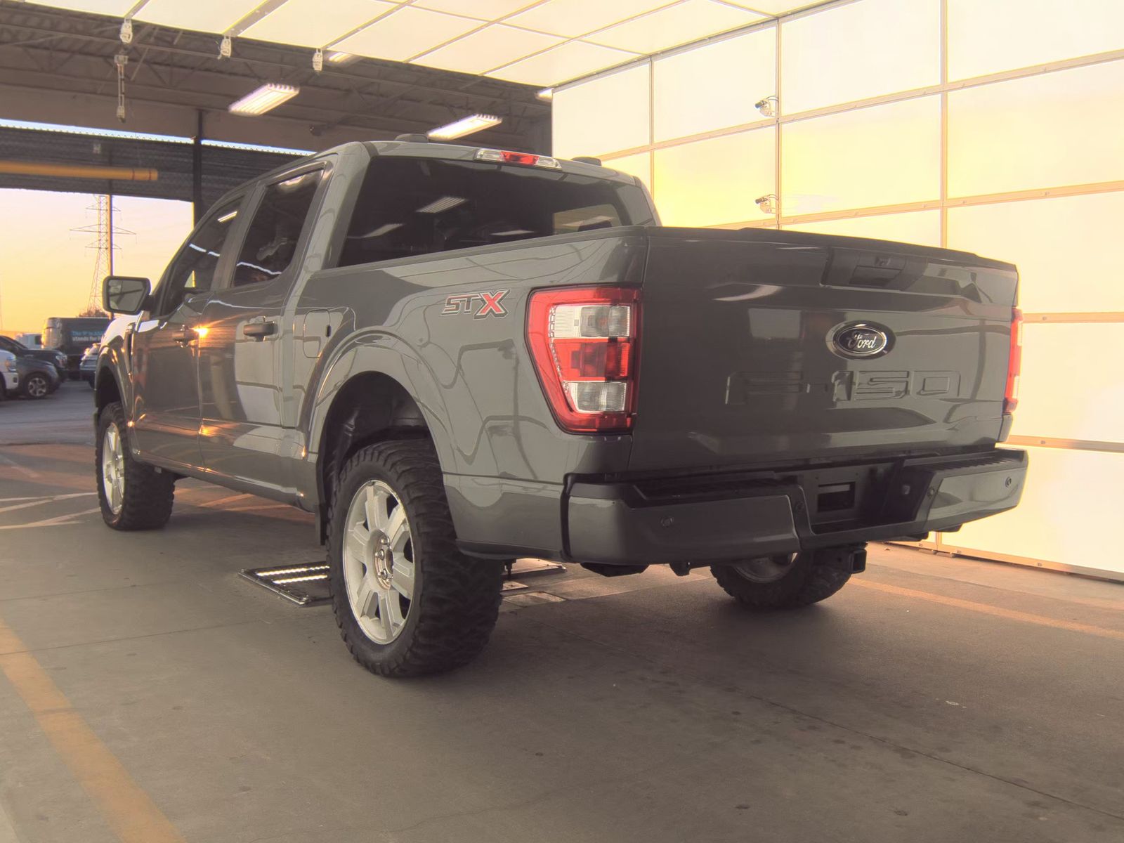 2022 Ford F-150 XL RWD