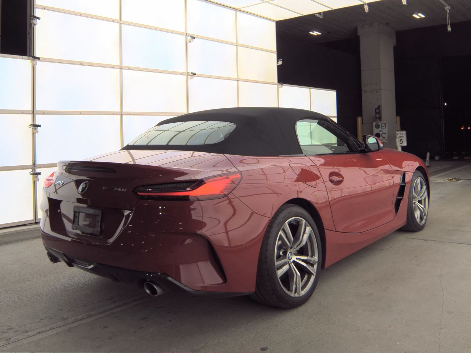 2025 BMW Z4 sDrive30i RWD