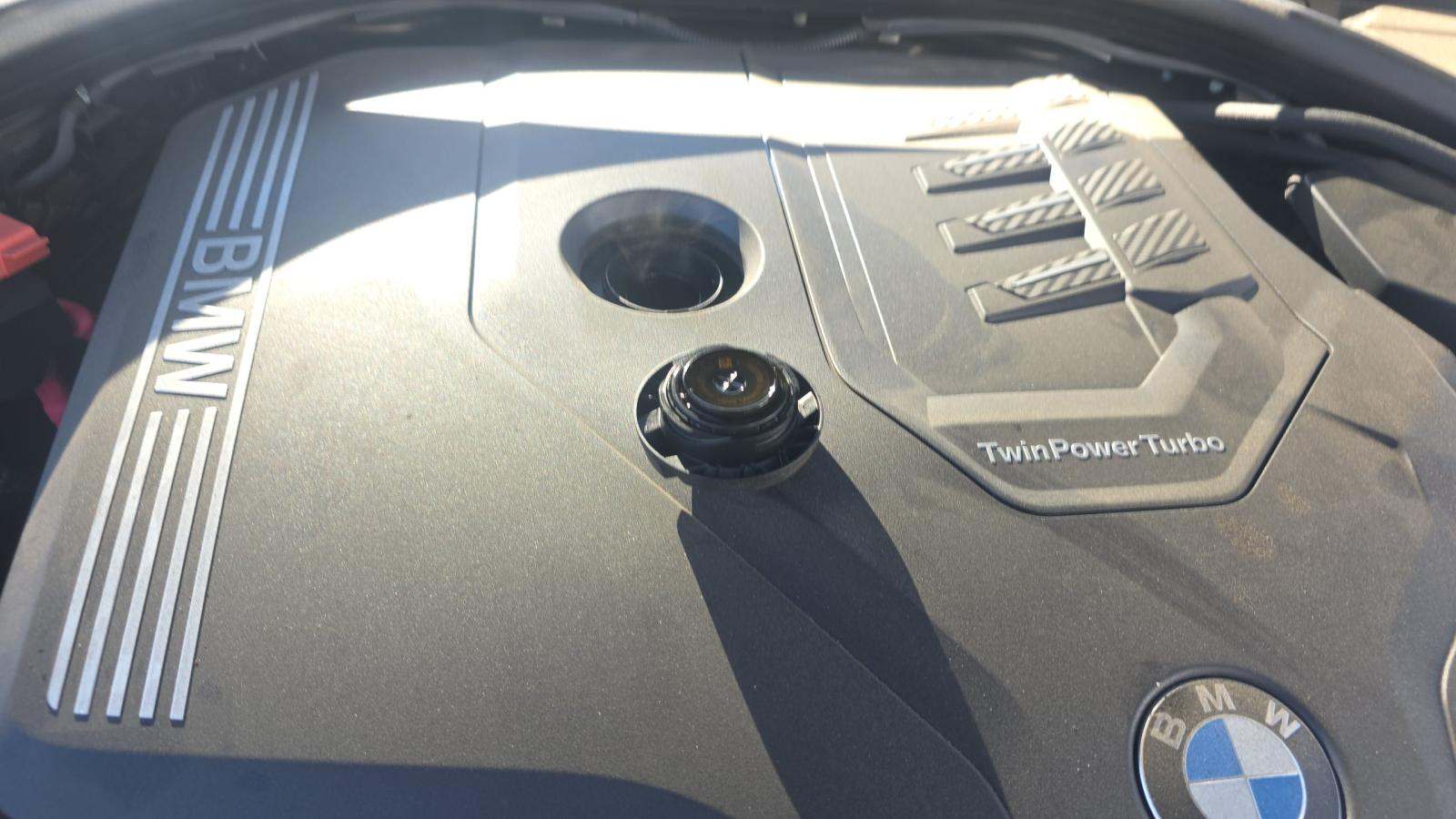 2024 BMW 3 Series 330i RWD