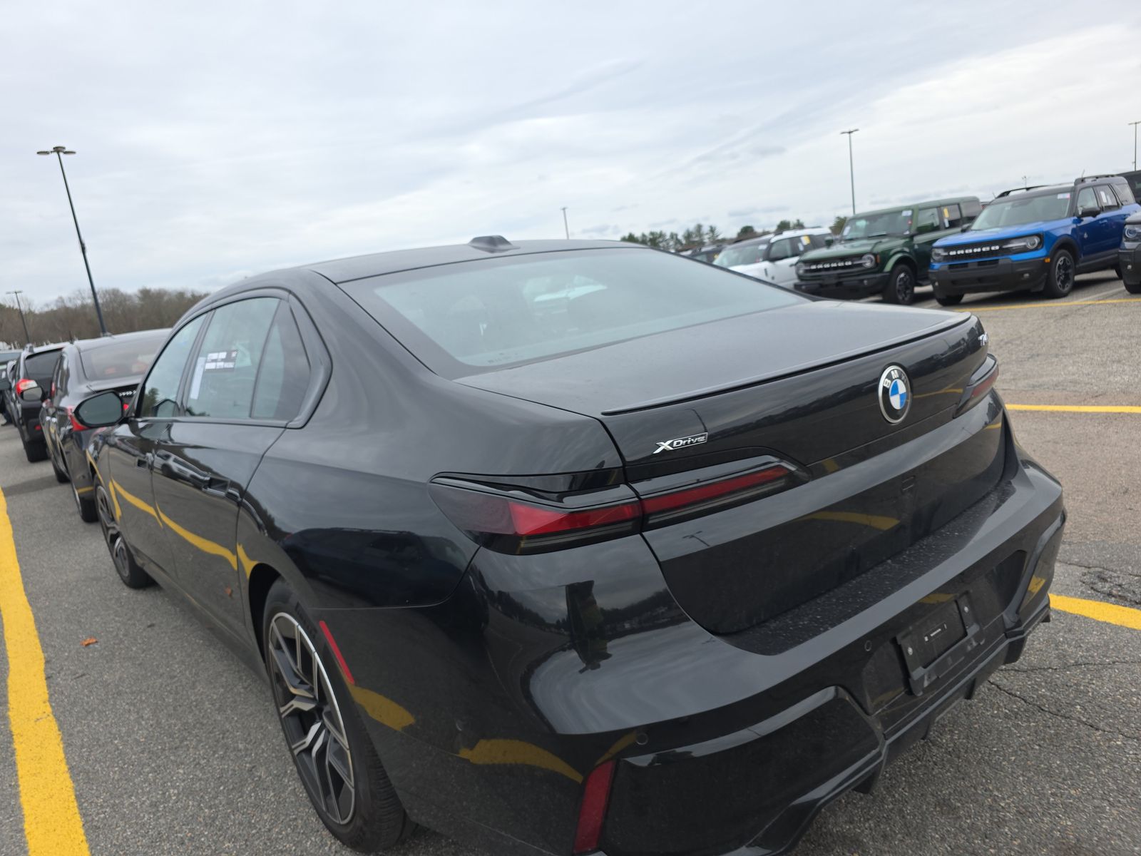 2025 BMW 7 Series 740i xDrive AWD