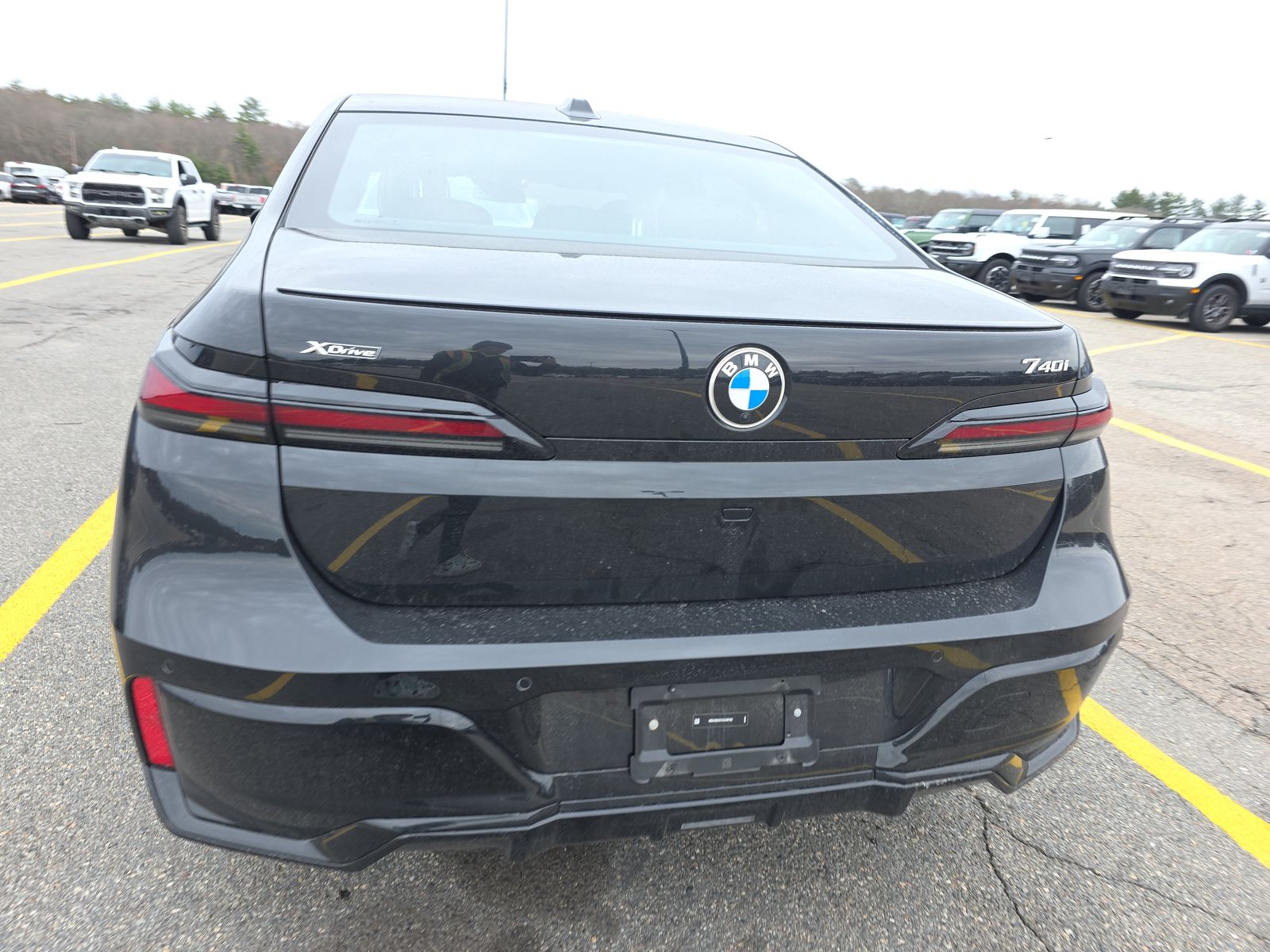 2025 BMW 7 Series 740i xDrive AWD