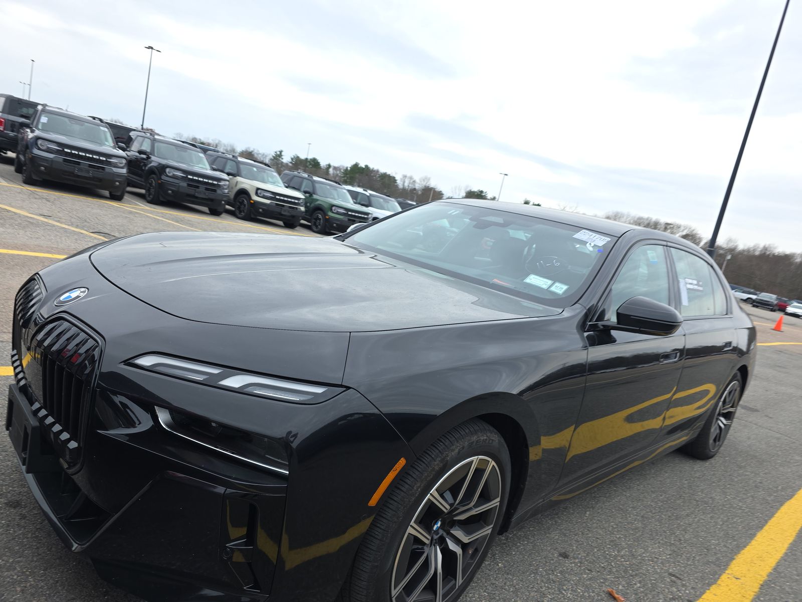 2025 BMW 7 Series 740i xDrive AWD