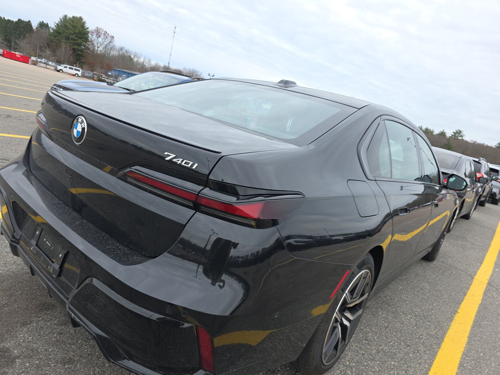2025 BMW 7 Series 740i xDrive AWD