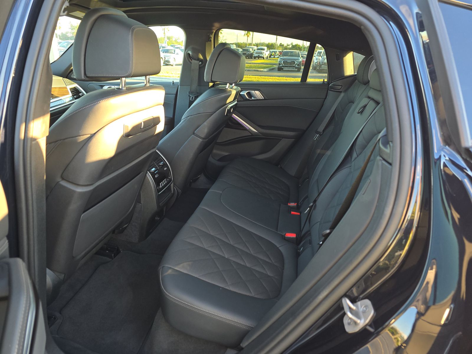 2024 BMW X6 xDrive40i AWD