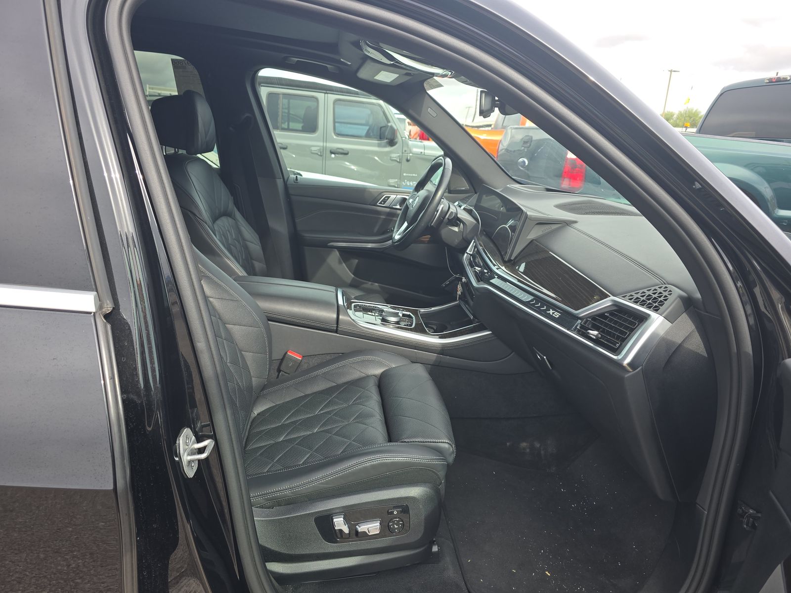 2024 BMW X5 xDrive40i AWD