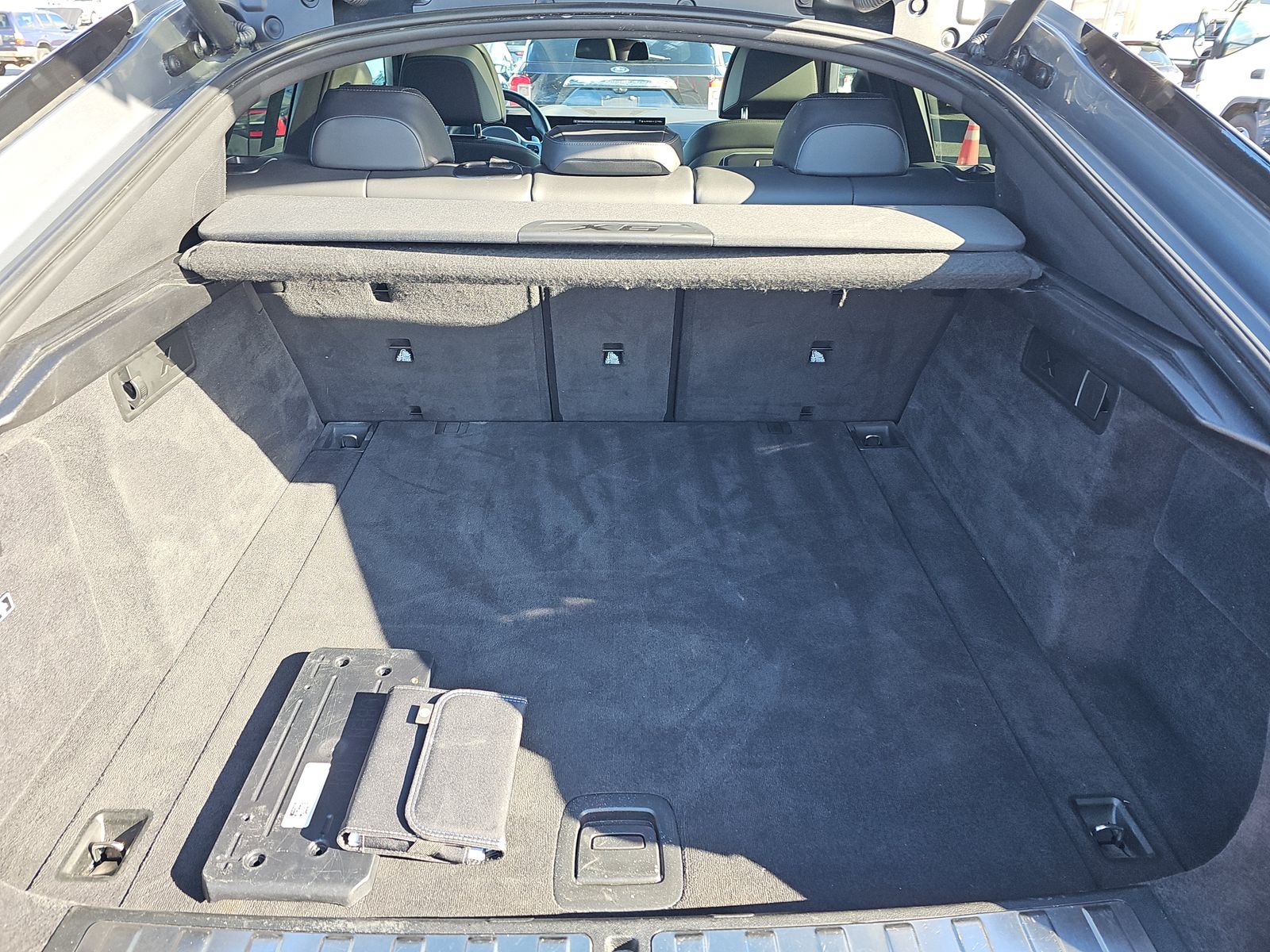 2025 BMW X6 xDrive40i AWD