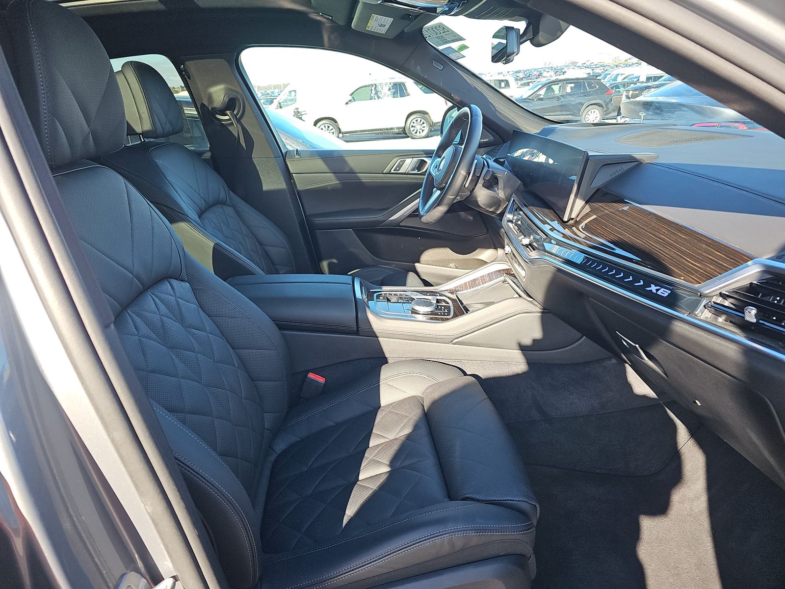 2025 BMW X6 xDrive40i AWD