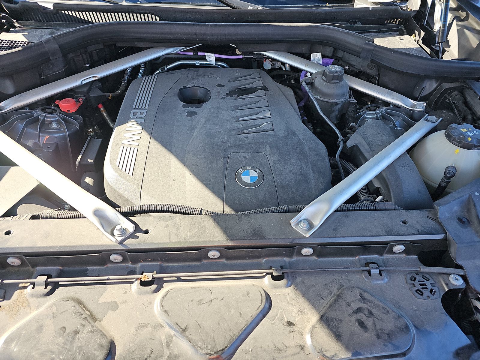 2025 BMW X6 xDrive40i AWD