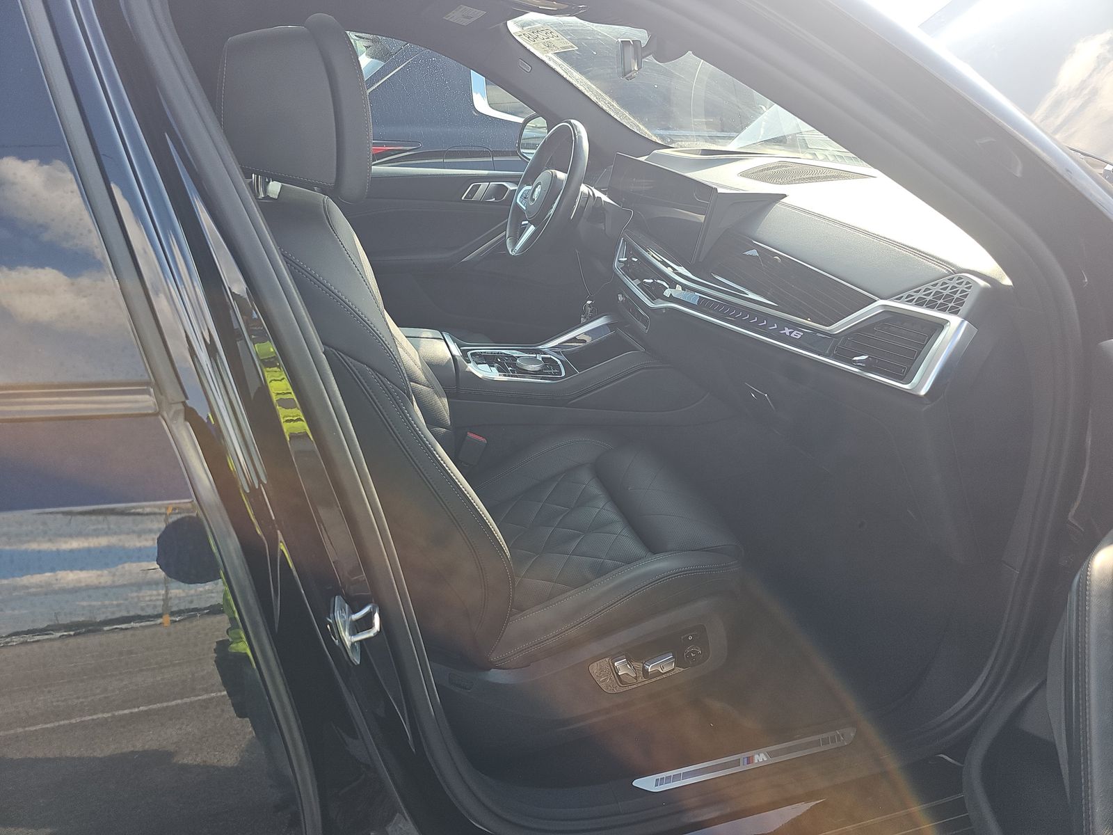 2024 BMW X6 xDrive40i AWD