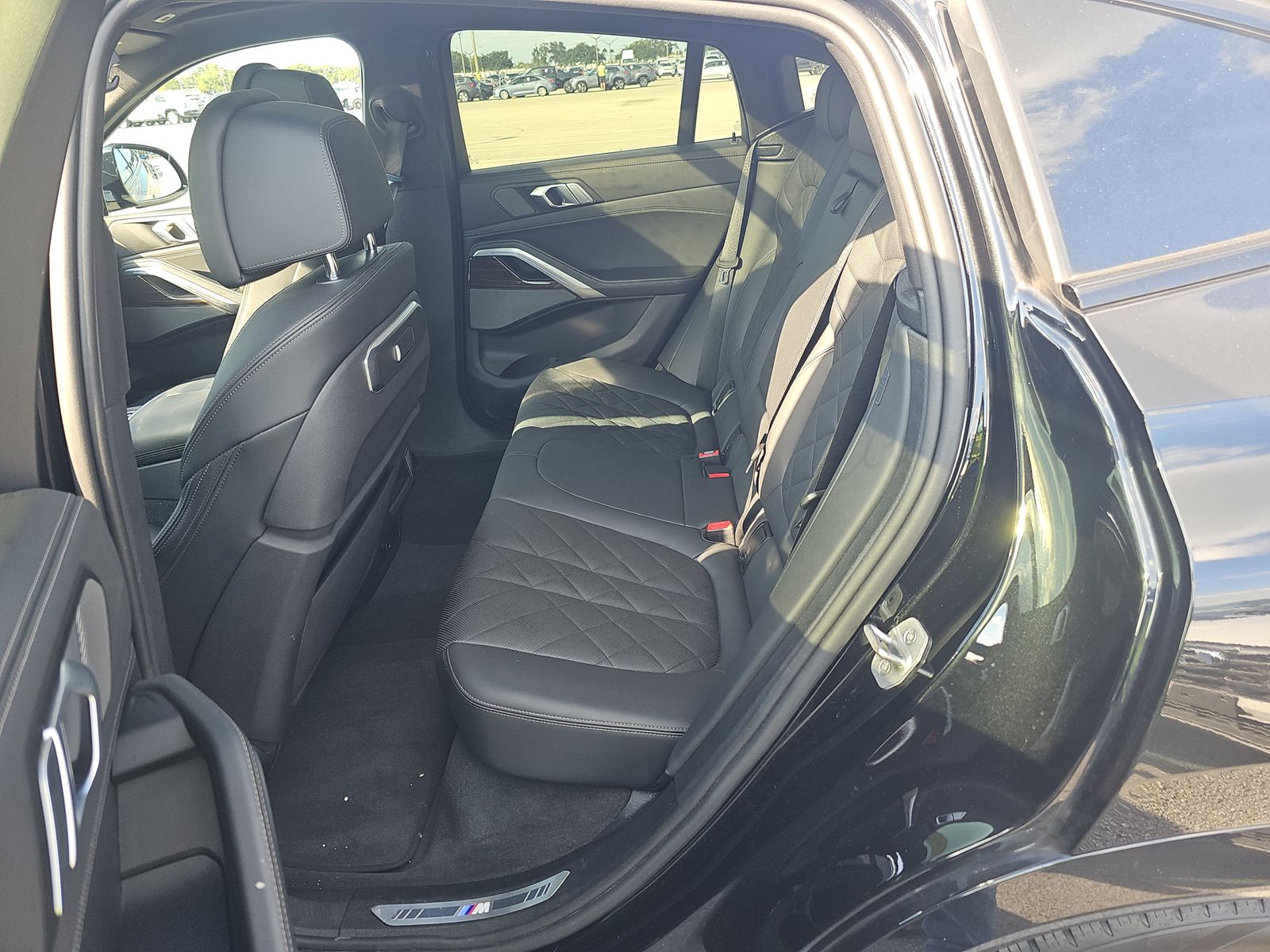 2024 BMW X6 xDrive40i AWD