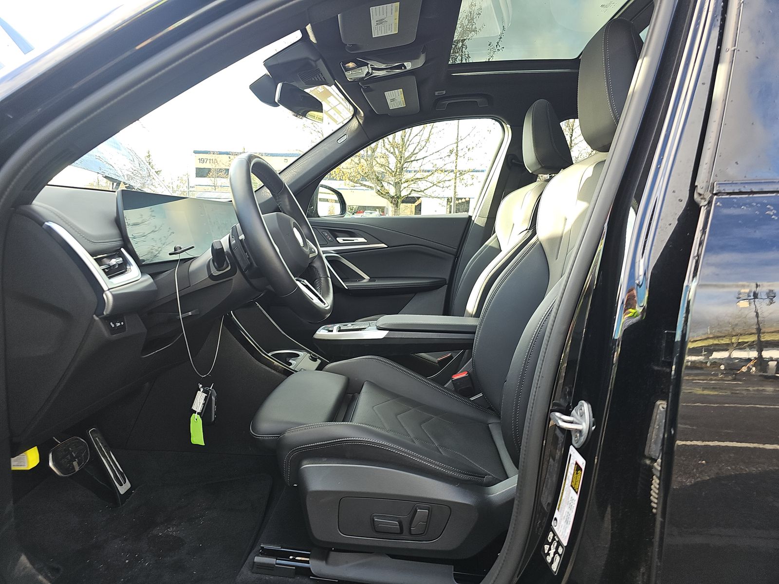 2025 BMW X1 xDrive28i AWD