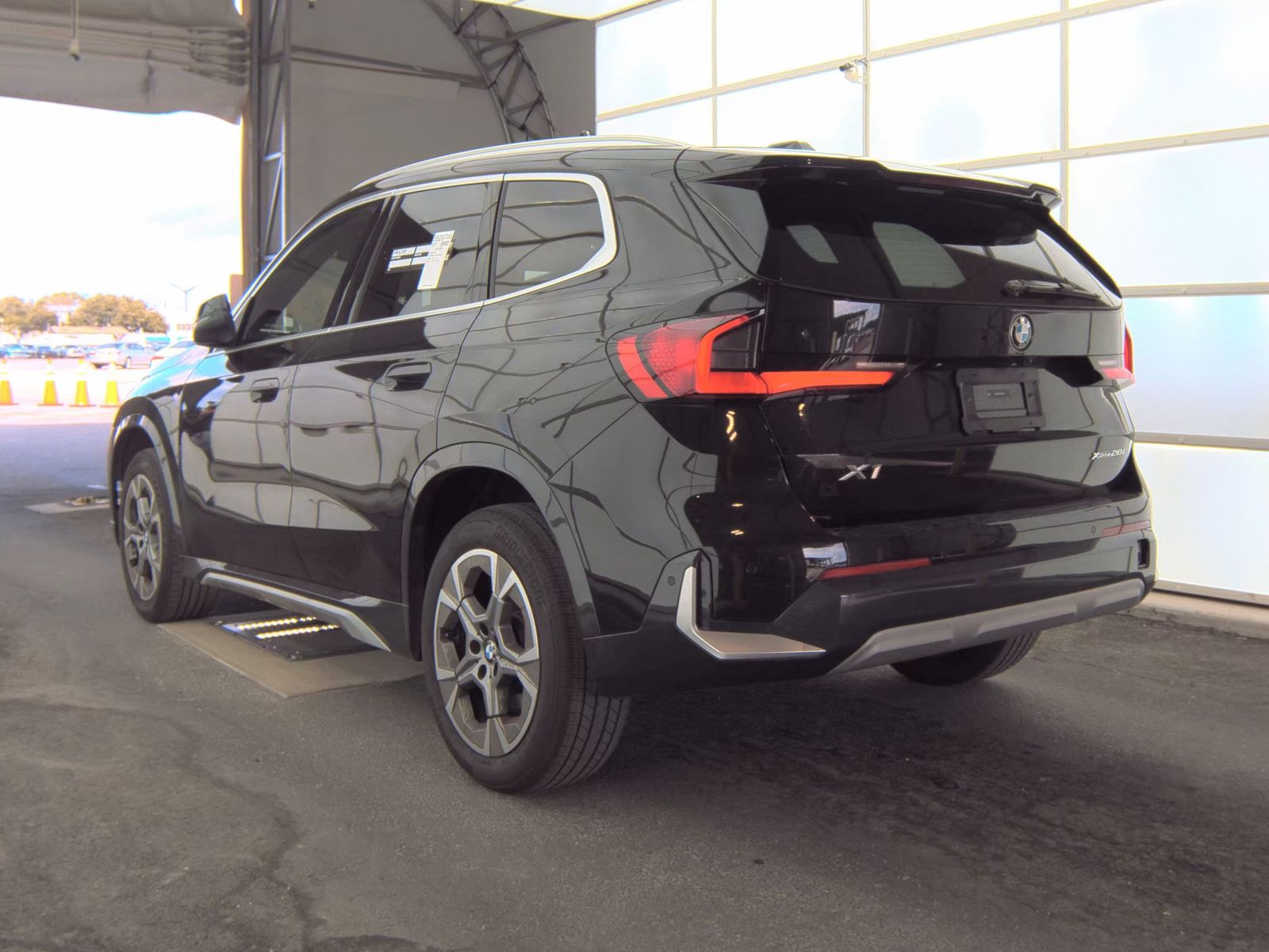 2025 BMW X1 xDrive28i AWD