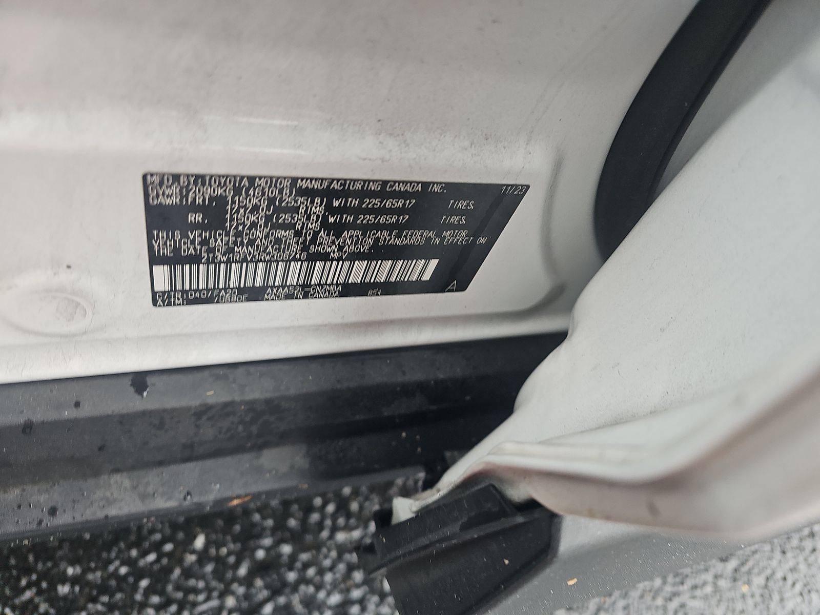 2024 Toyota RAV4 XLE FWD