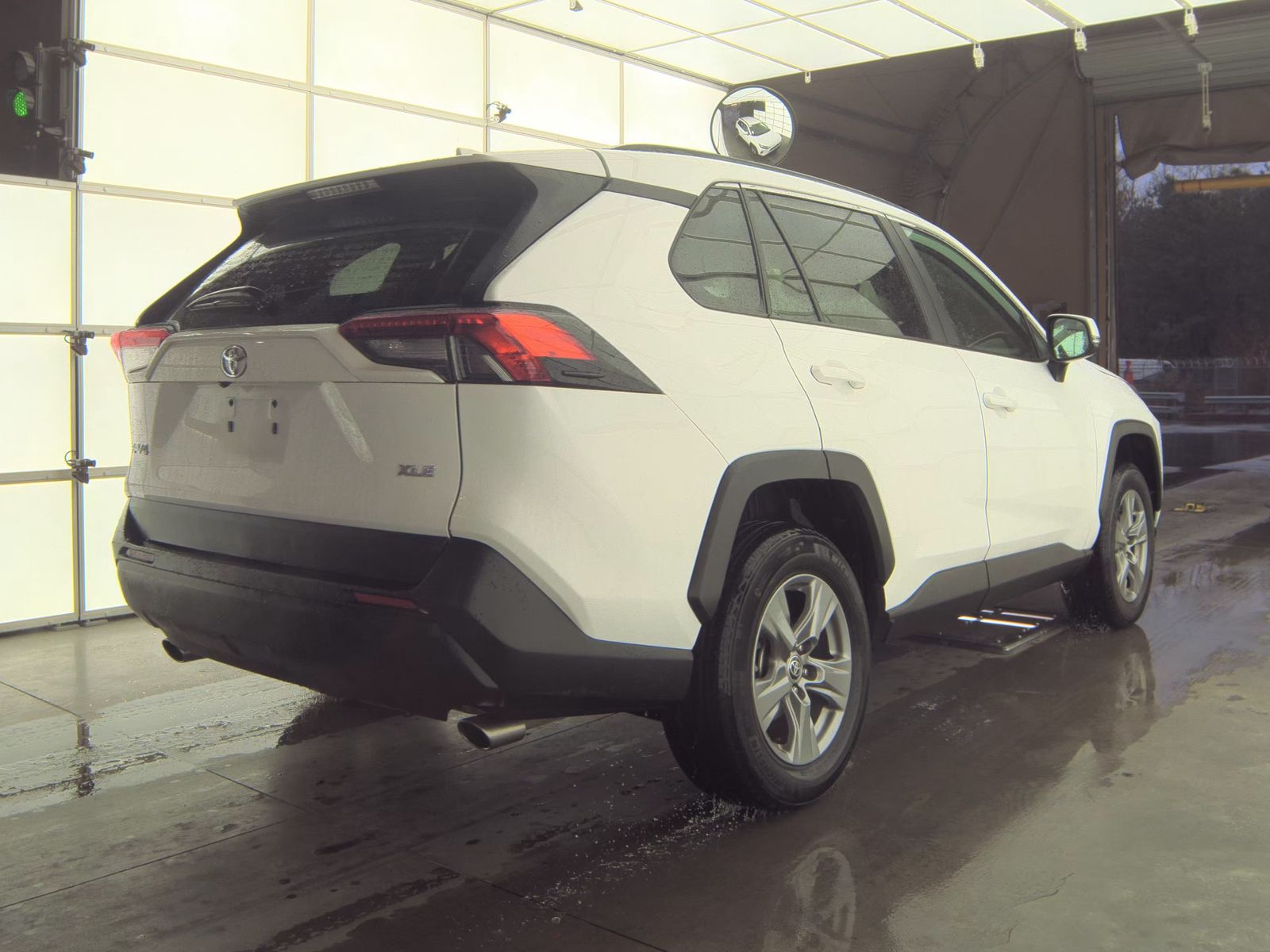 2024 Toyota RAV4 XLE FWD