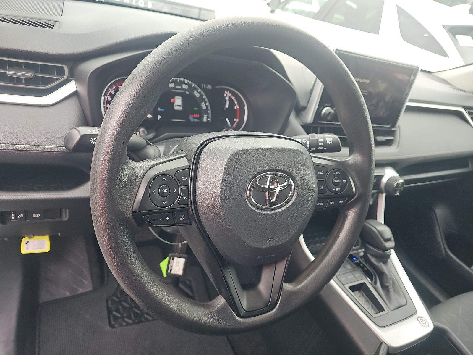 2024 Toyota RAV4 XLE FWD