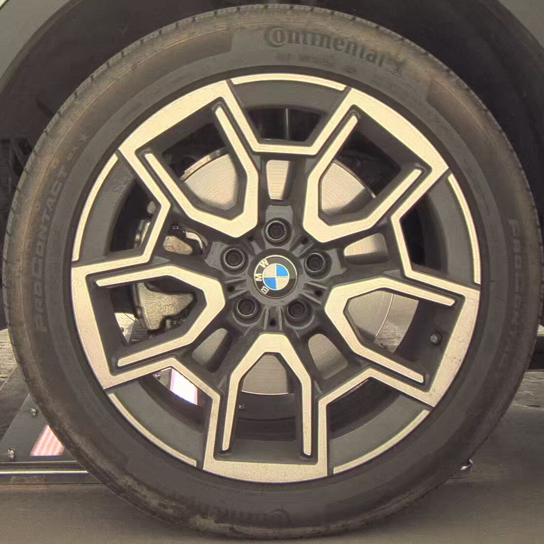 2025 BMW X2 xDrive28i AWD