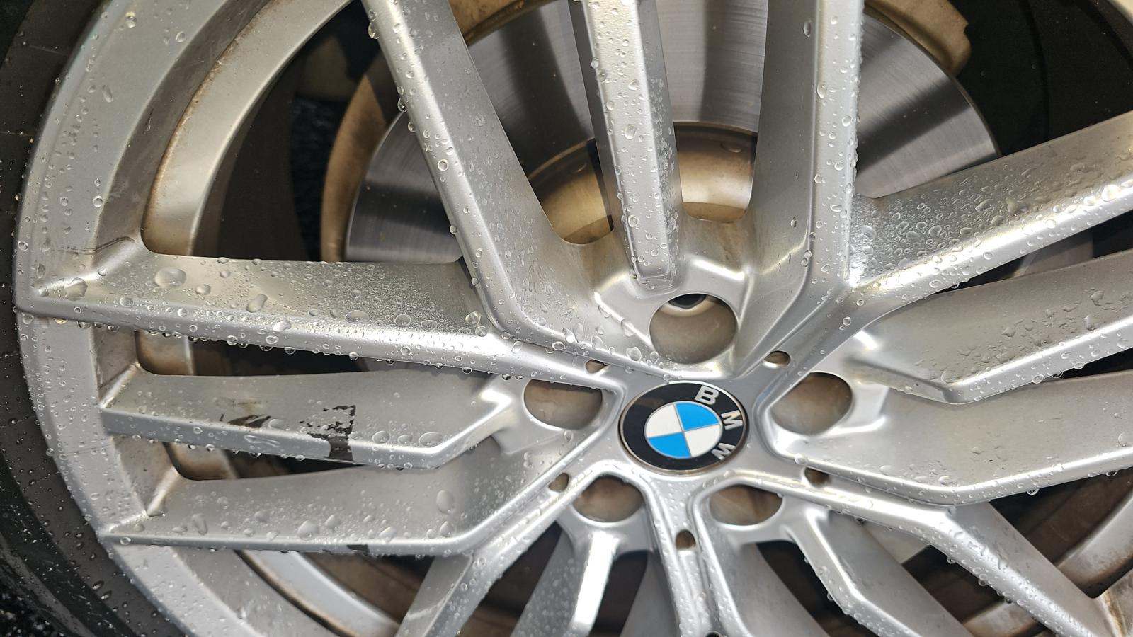 2025 BMW 5 Series 530i RWD