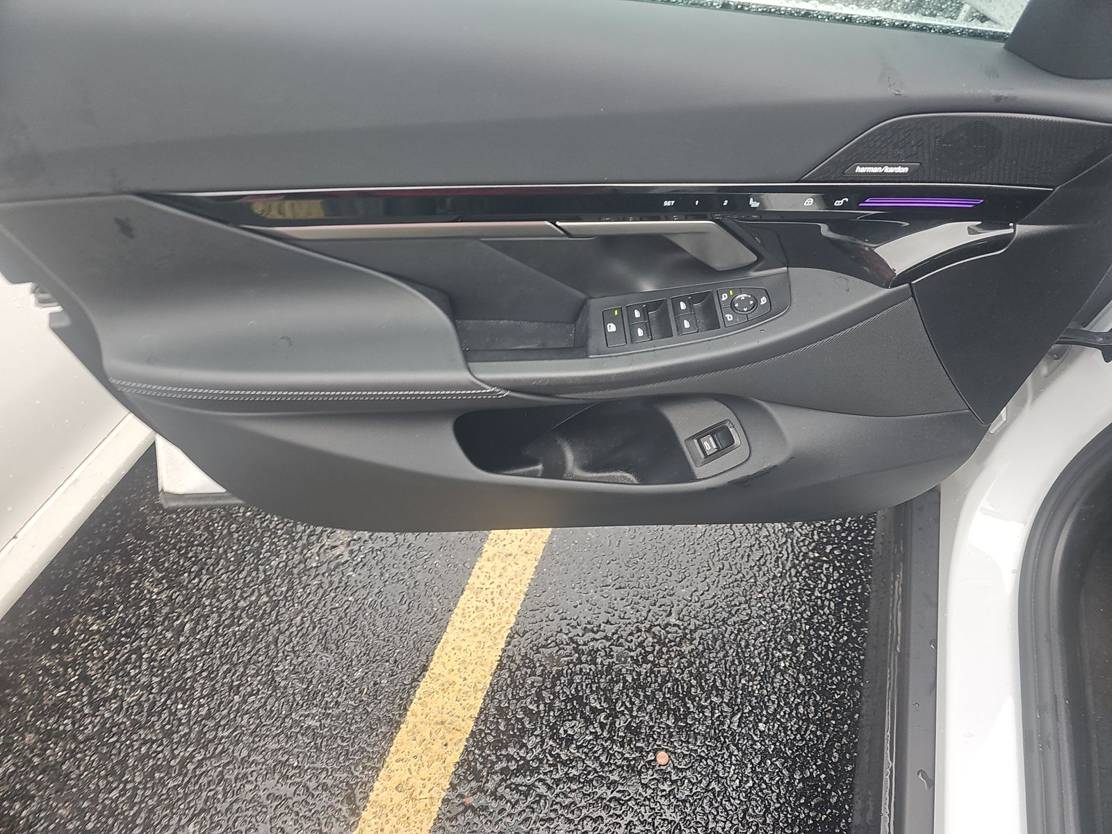 2025 BMW 5 Series 530i RWD