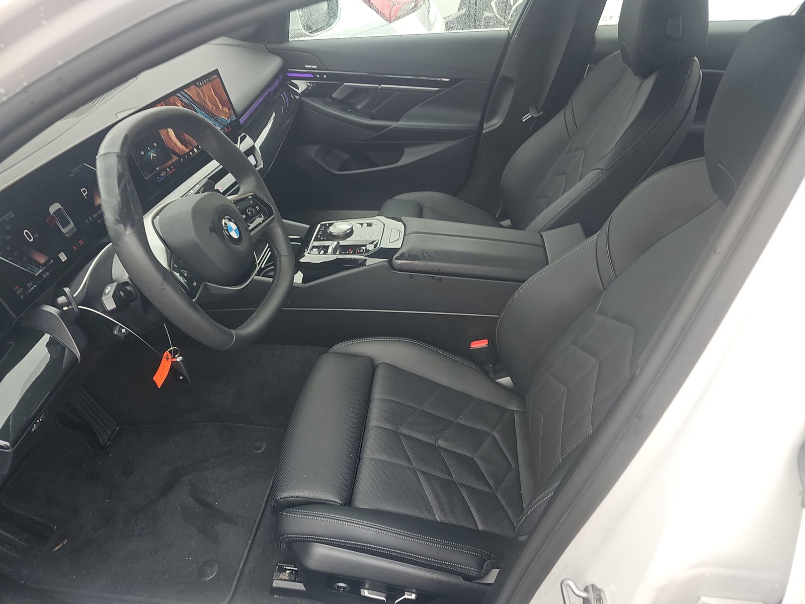 2025 BMW 5 Series 530i RWD