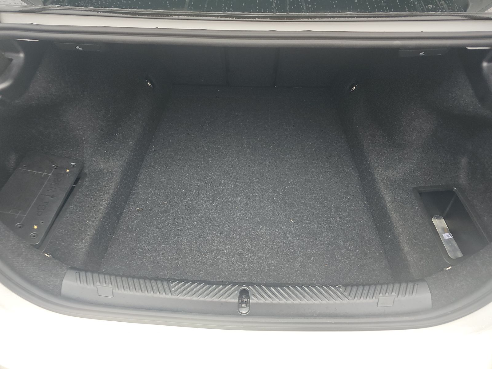 2025 BMW 5 Series 530i RWD