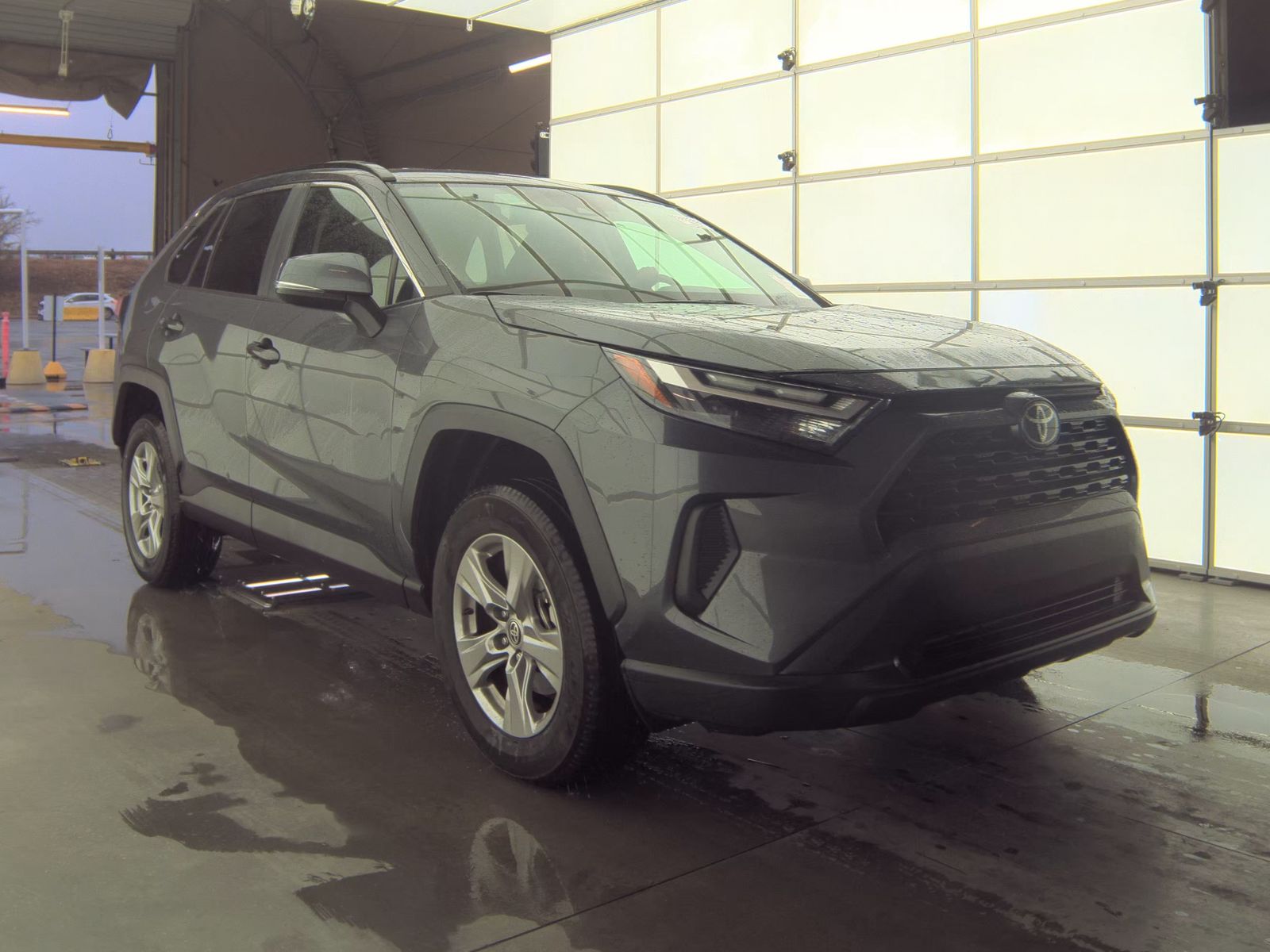 2024 Toyota RAV4 XLE FWD