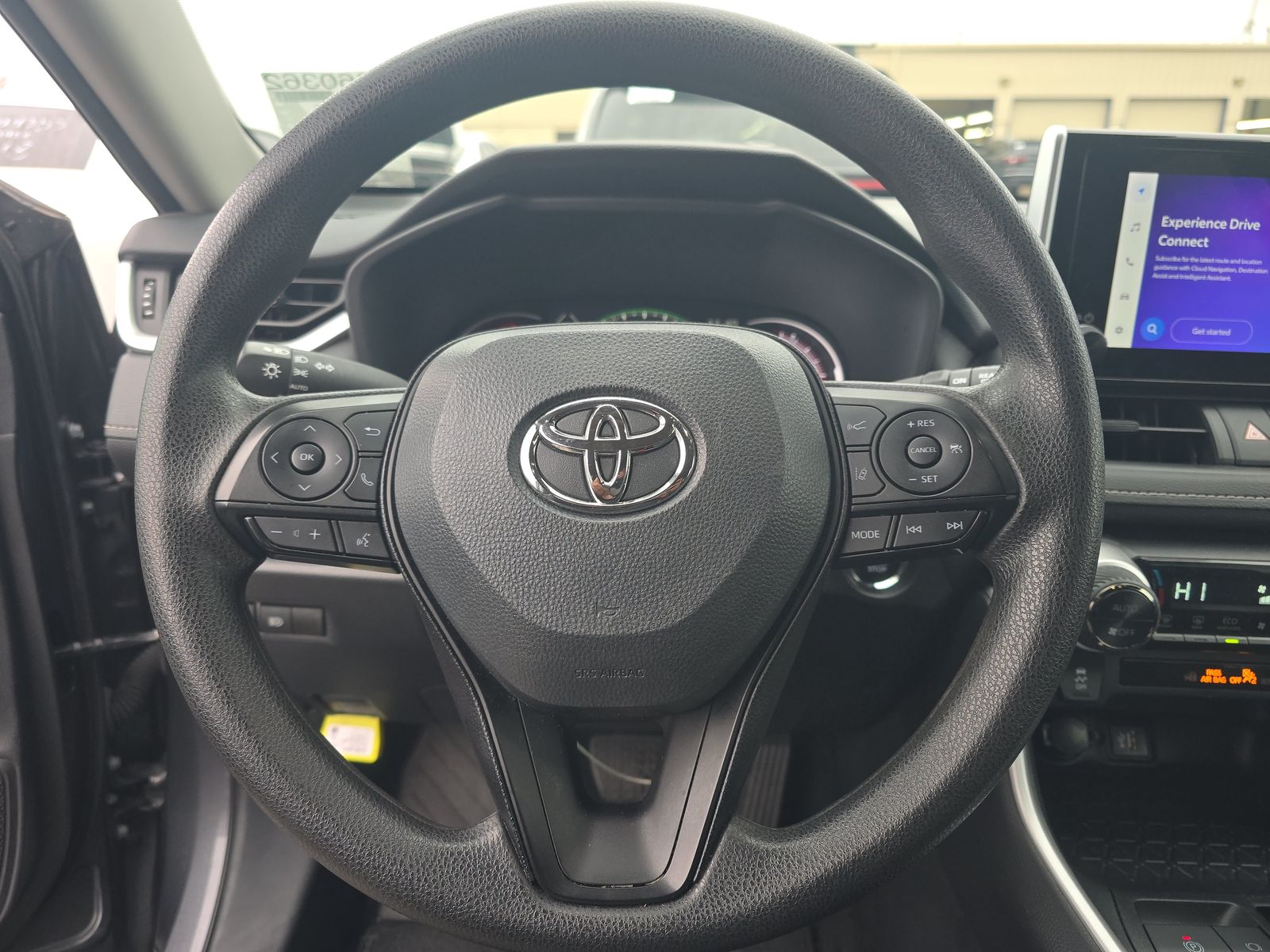 2024 Toyota RAV4 XLE FWD