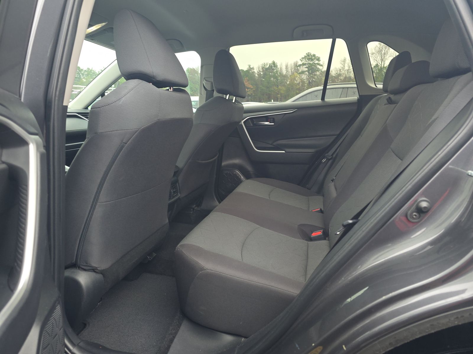 2024 Toyota RAV4 XLE FWD