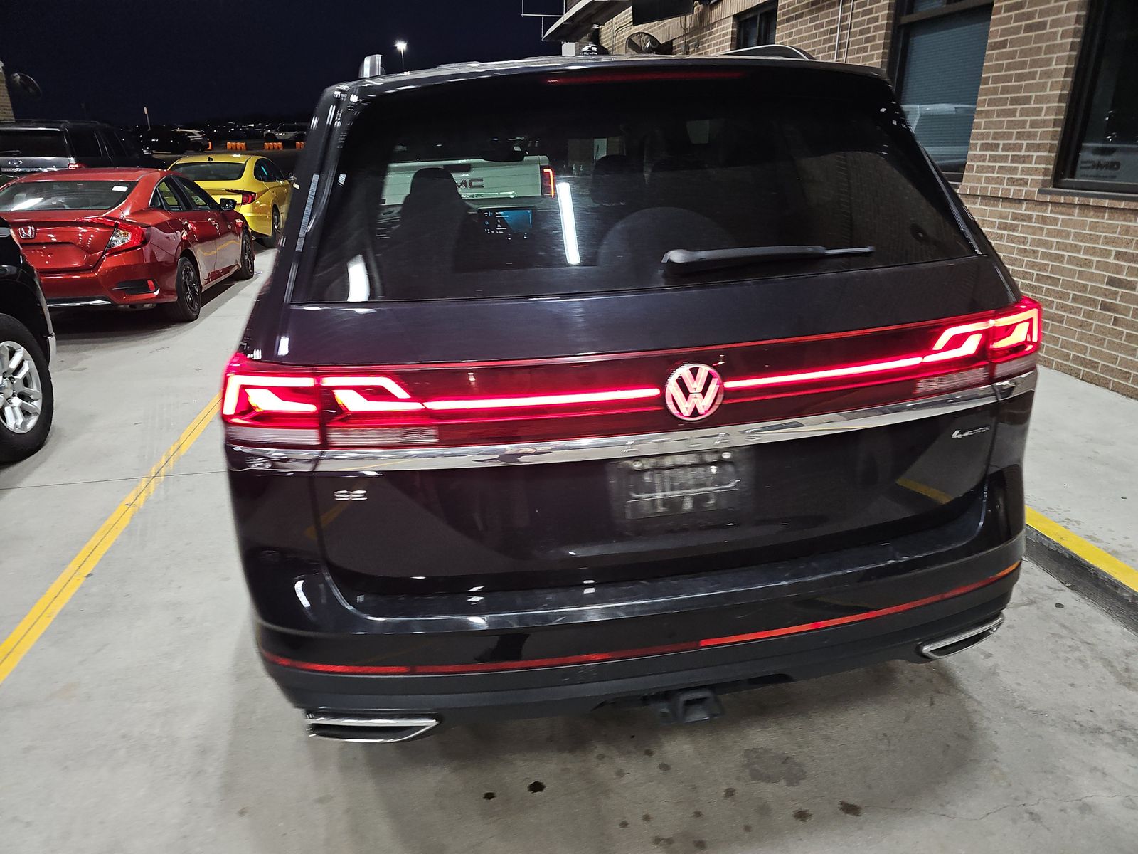 2024 Volkswagen Atlas 2.0T SE AWD