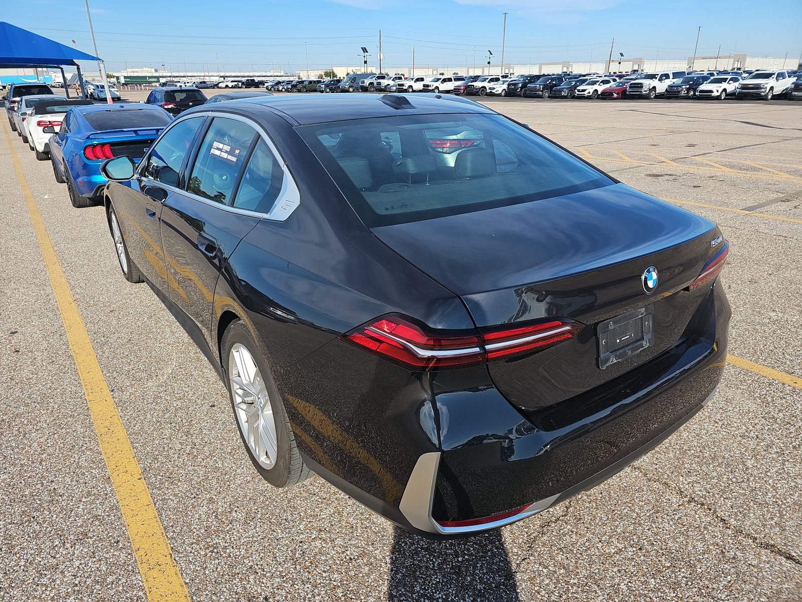 2025 BMW 5 Series 530i RWD