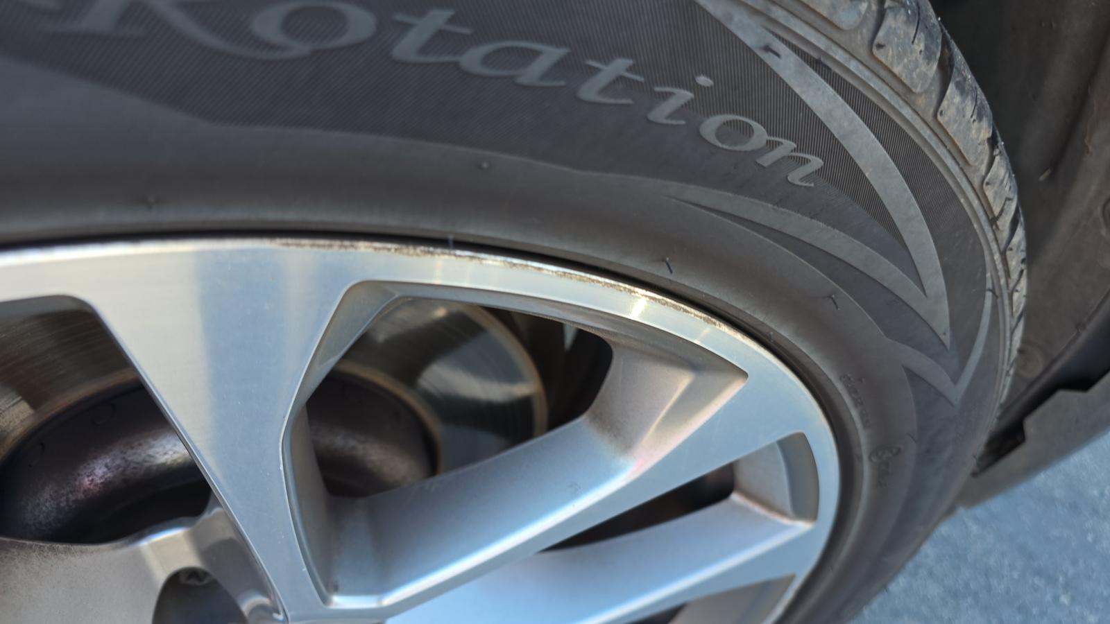 2023 BMW X5 xDrive40i AWD