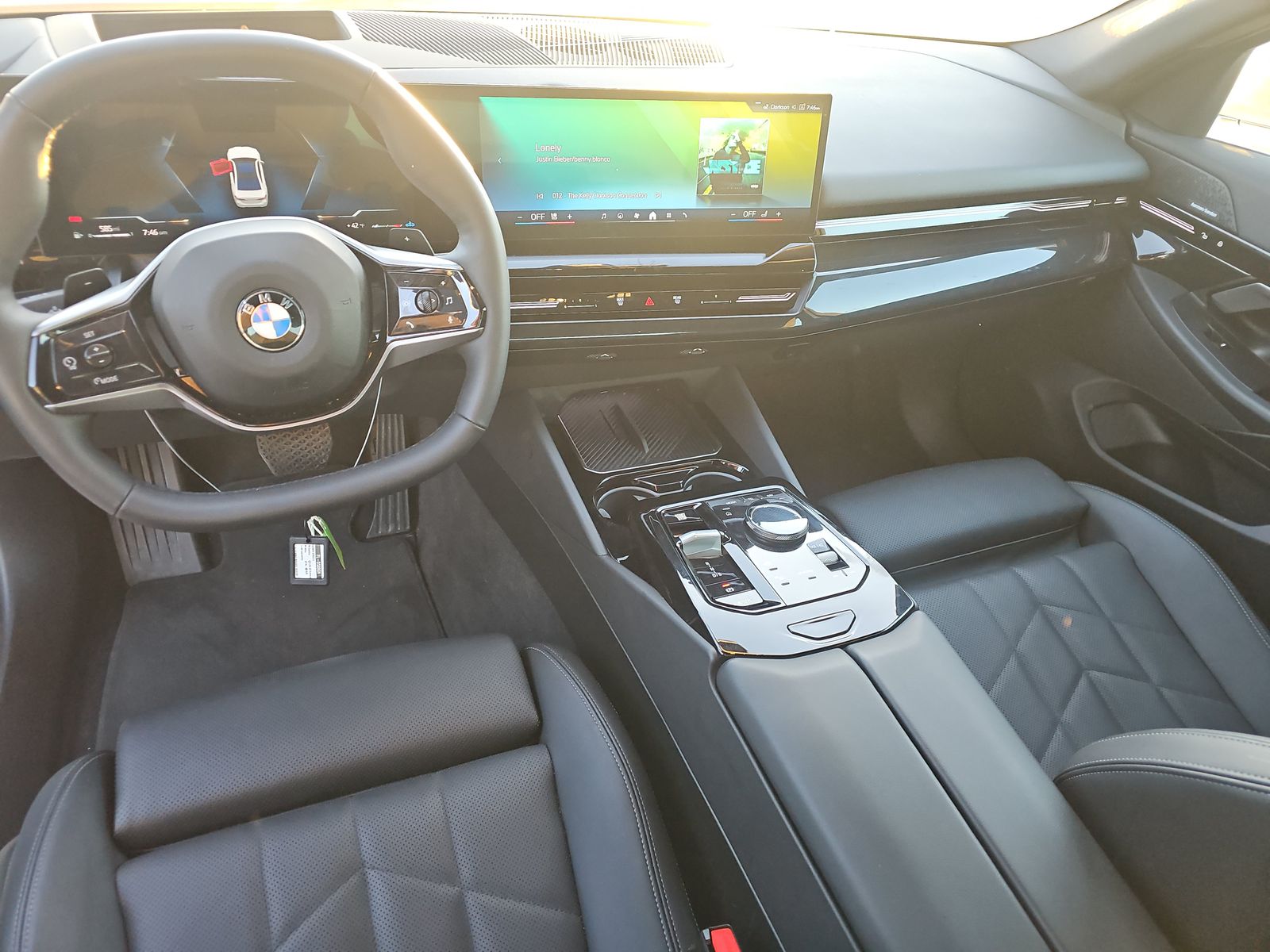 2025 BMW 5 Series 530i xDrive AWD