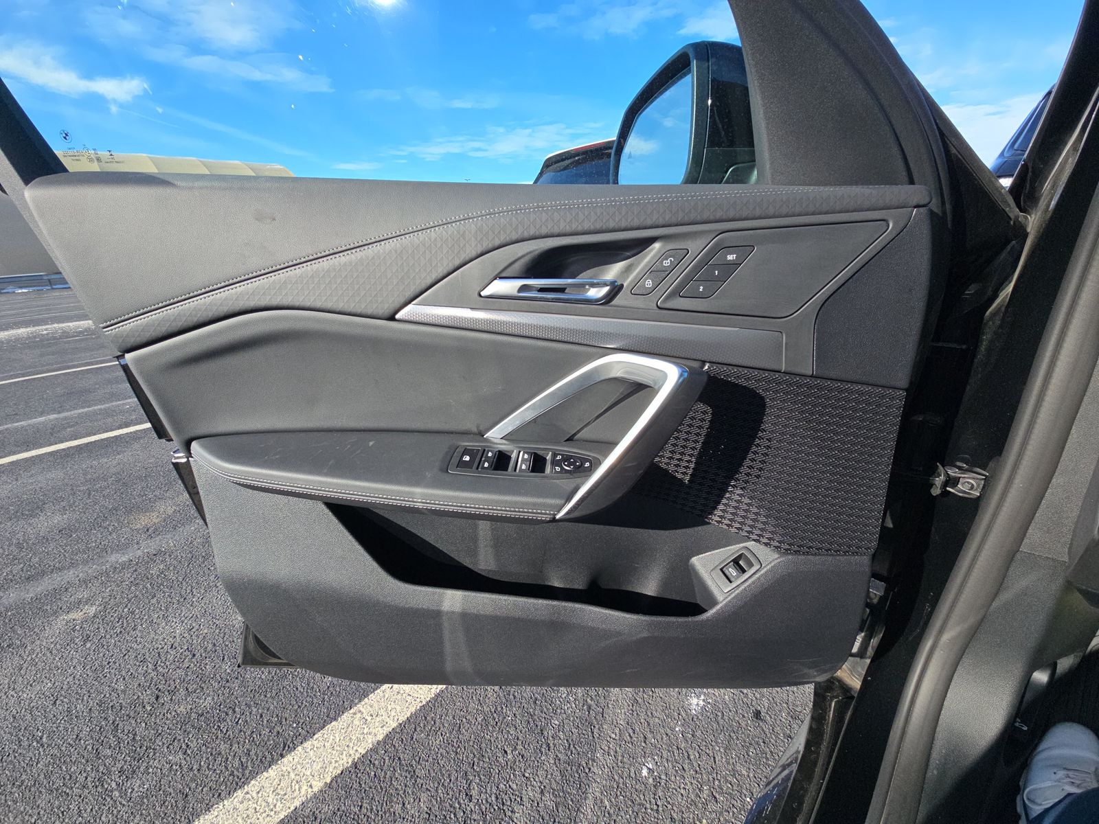 2025 BMW X2 xDrive28i AWD