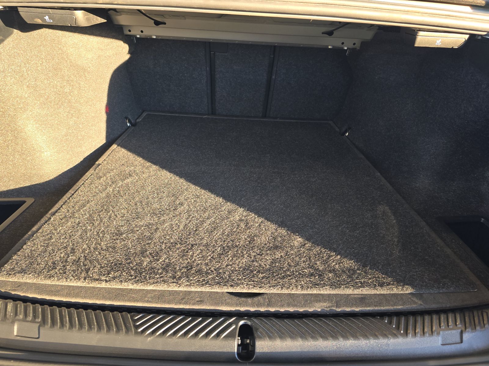 2024 BMW 5 Series 530i RWD