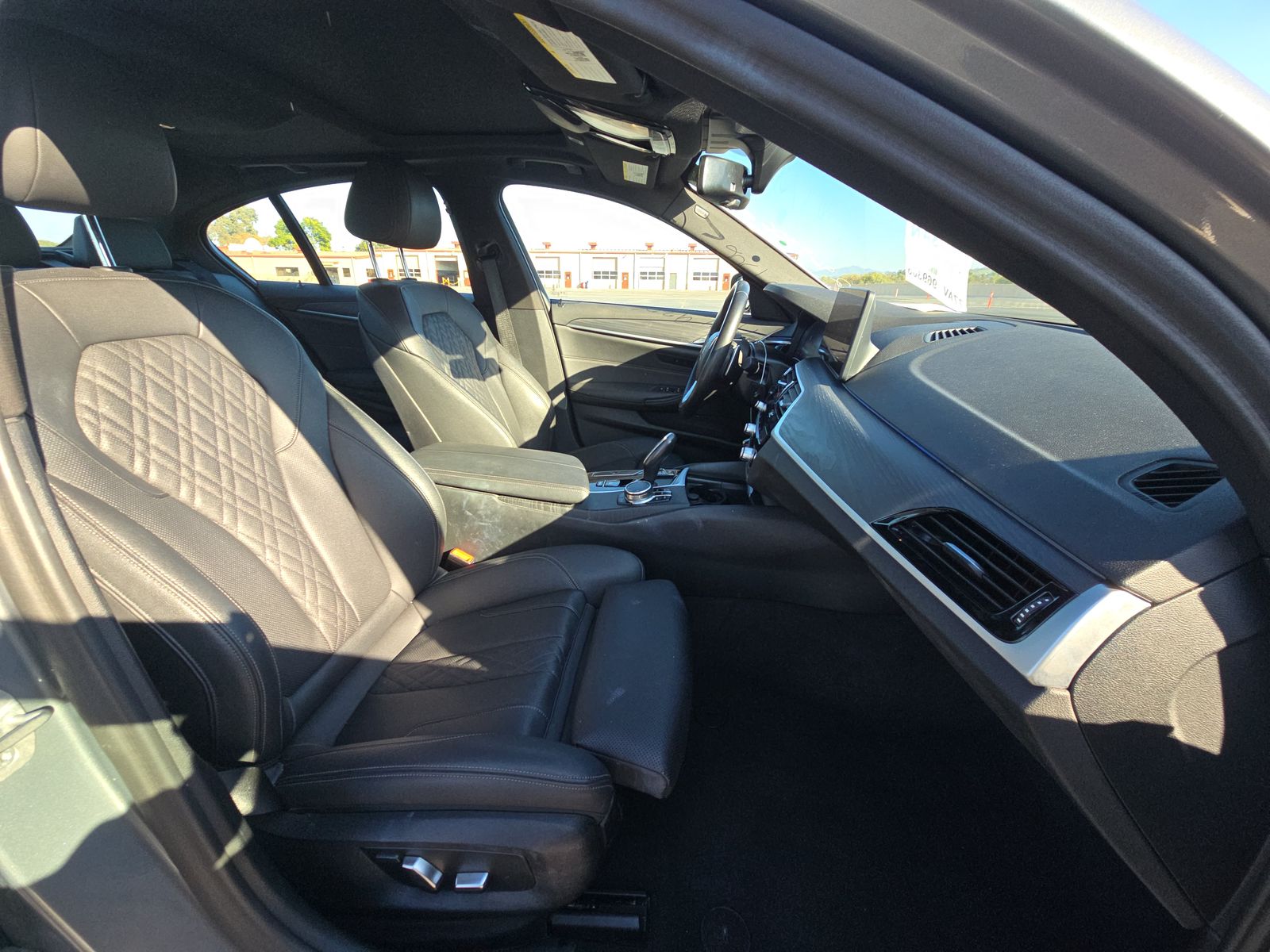 2023 BMW 5 Series 530i RWD