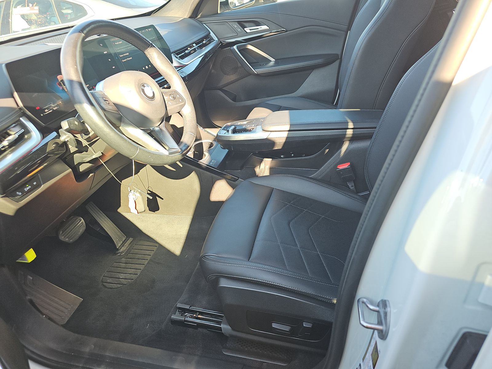 2025 BMW X1 xDrive28i AWD