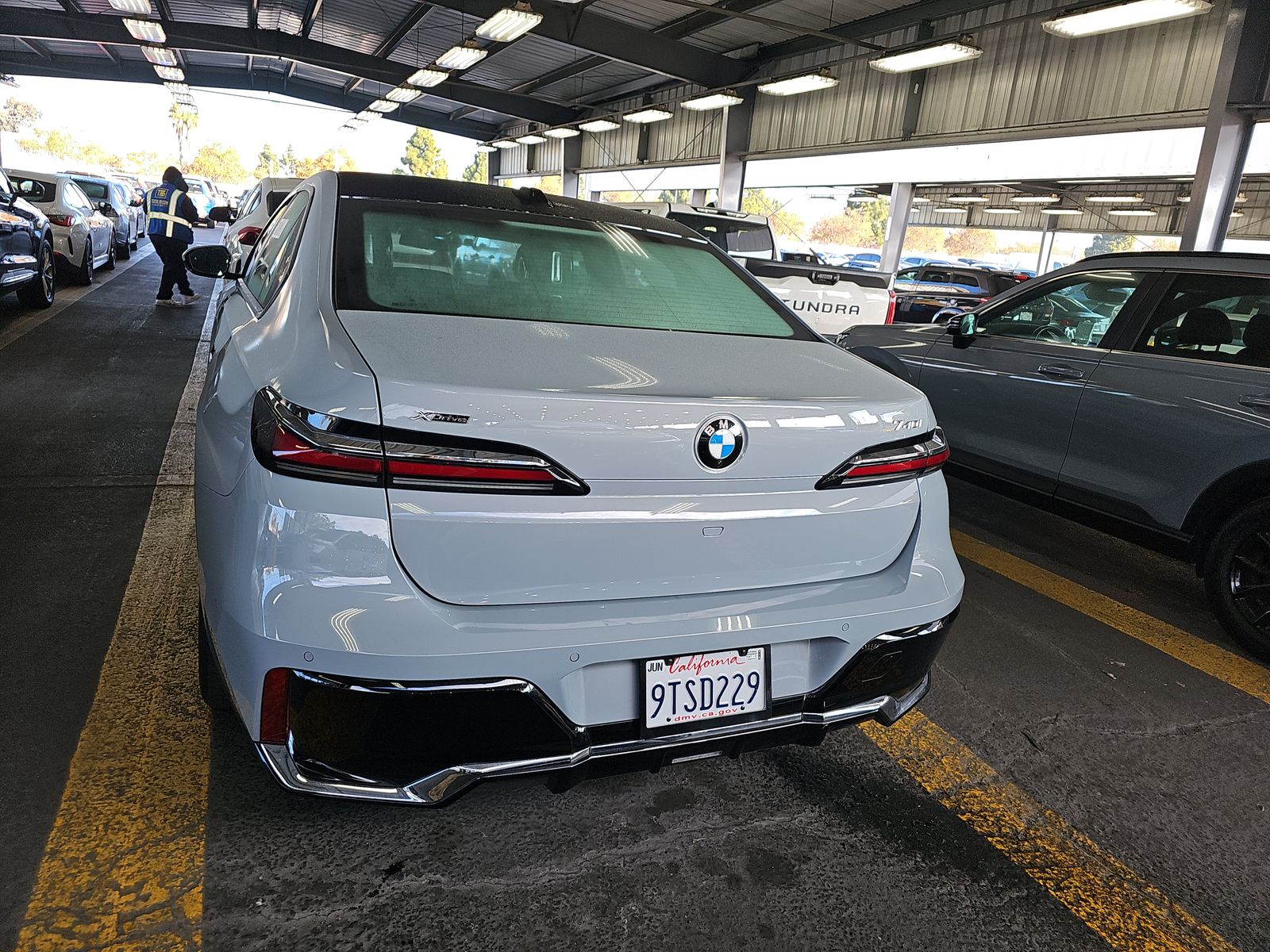 2025 BMW 7 Series 740i xDrive AWD