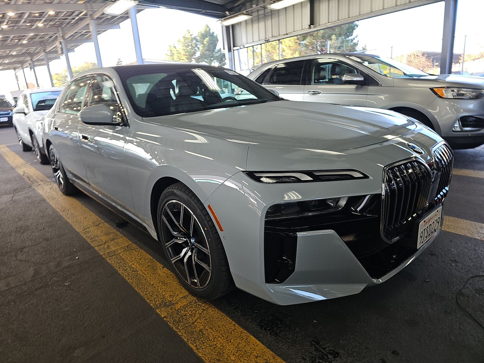 2025 BMW 7 Series 740i xDrive AWD