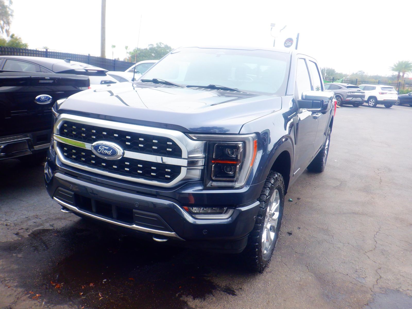 2022 Ford F-150 Hybrid Platinum AWD