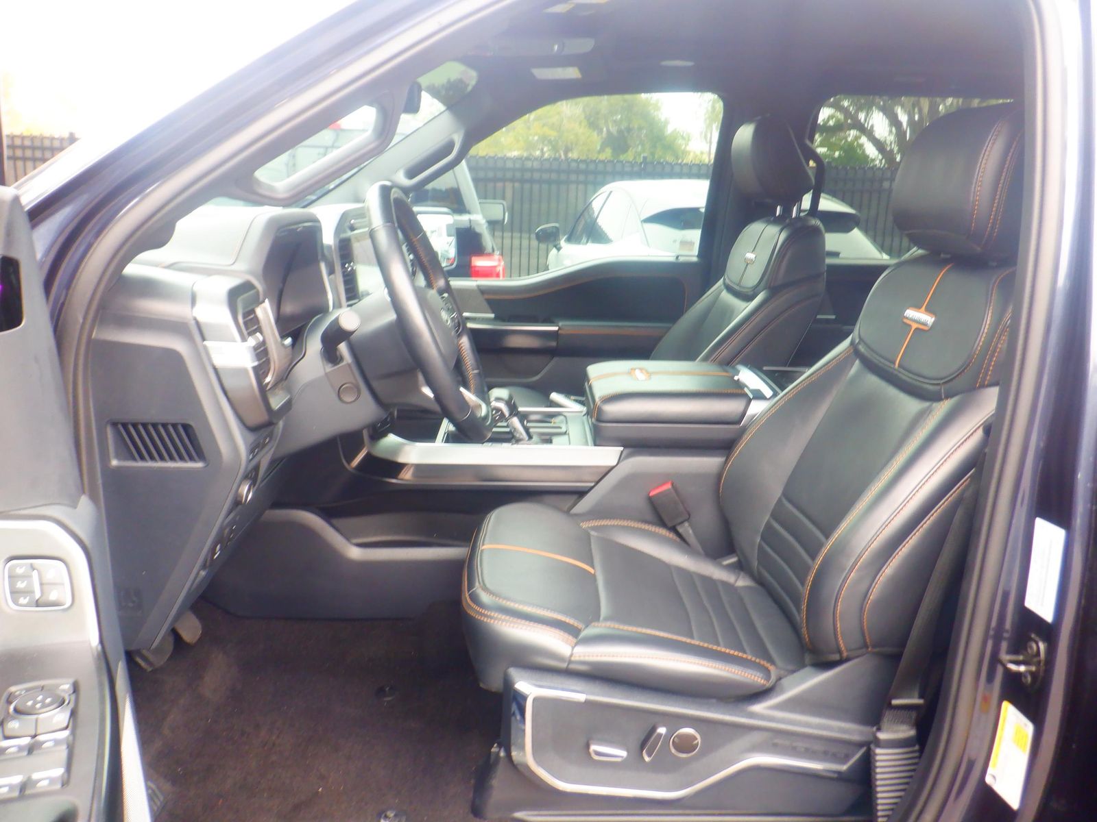 2022 Ford F-150 Hybrid Platinum AWD