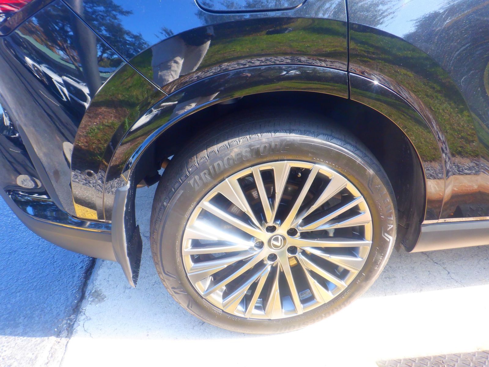 2024 Lexus RX 450h+ Luxury AWD