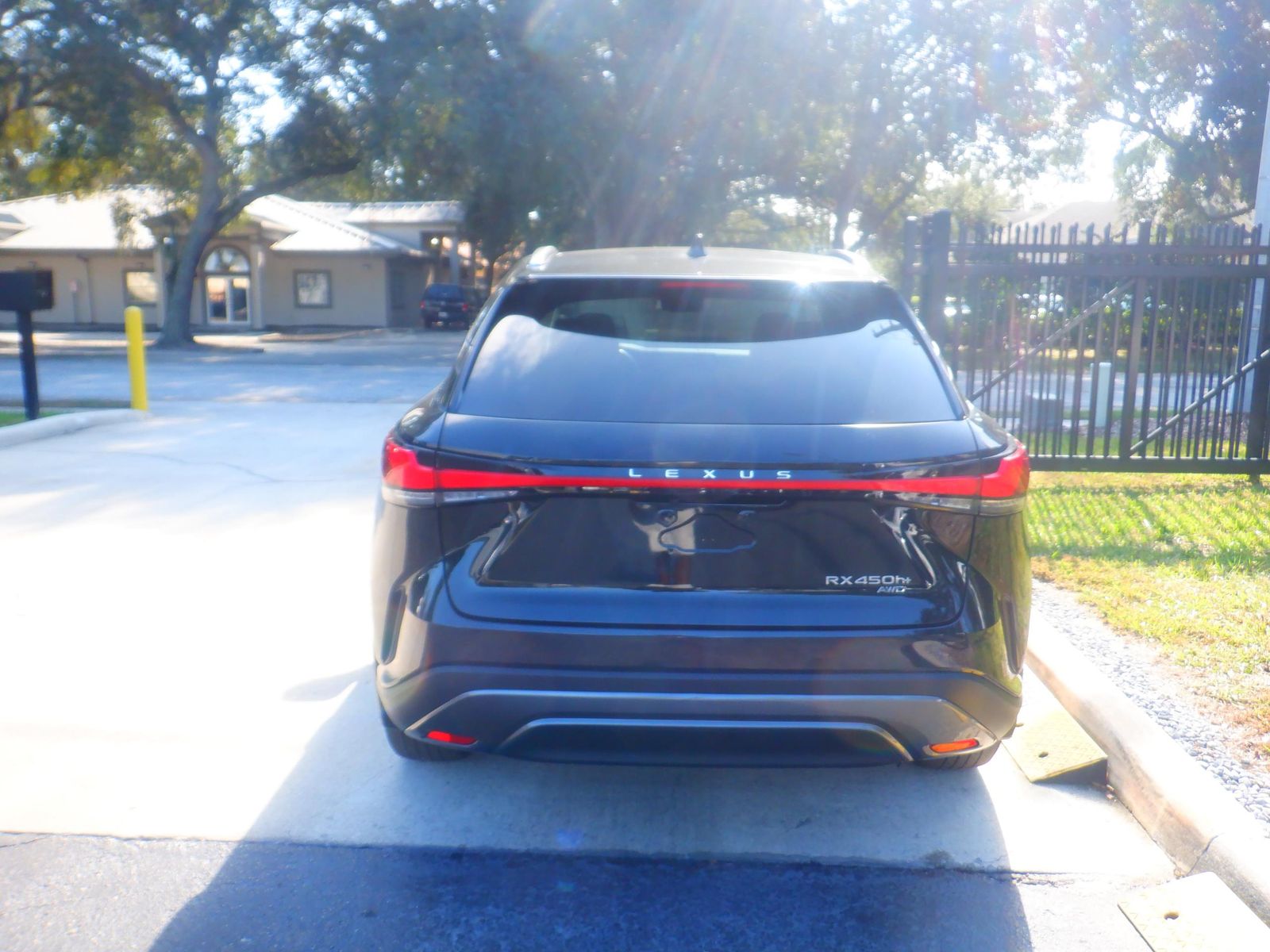 2024 Lexus RX 450h+ Luxury AWD