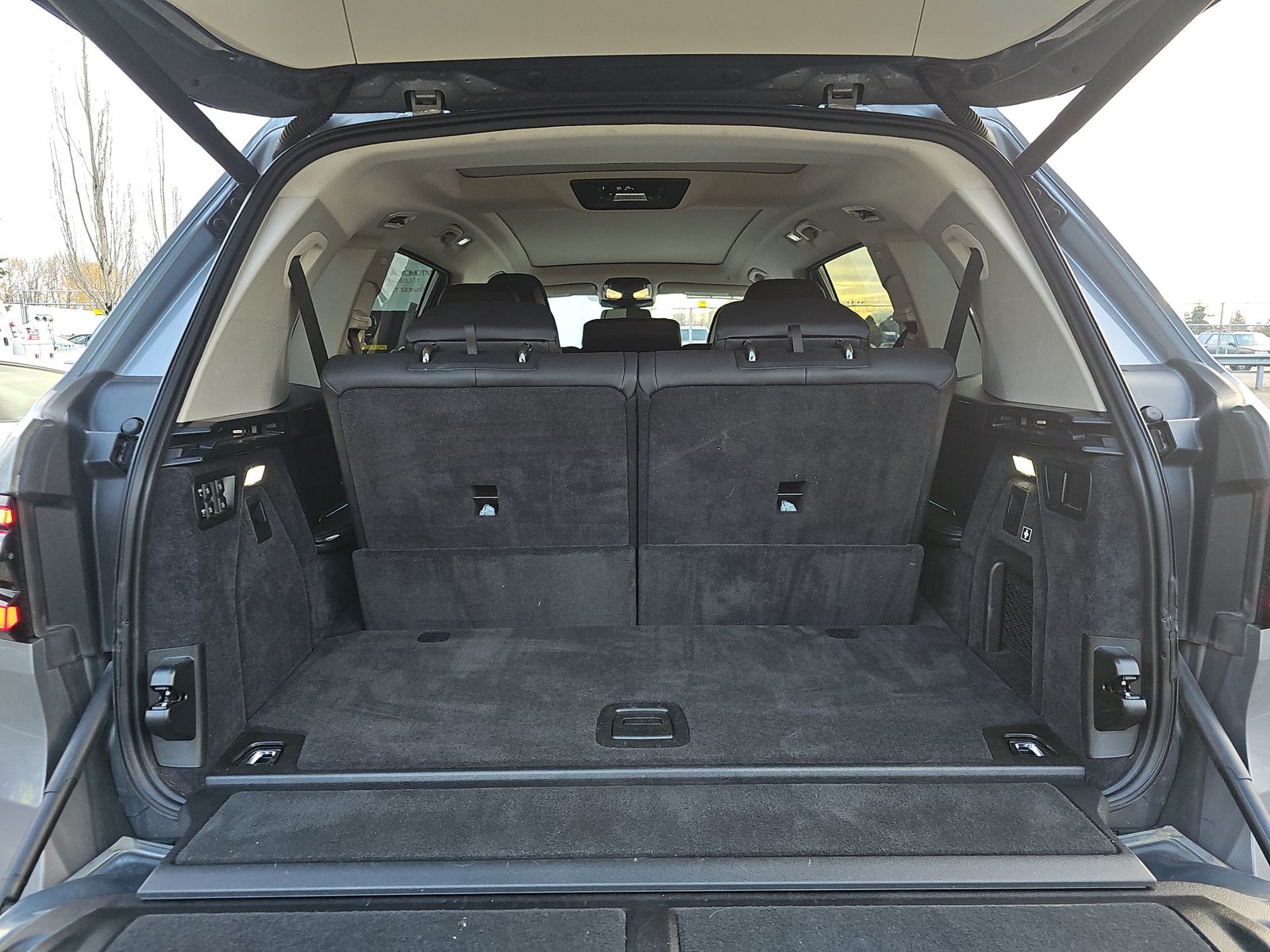 2025 BMW X7 xDrive40i AWD