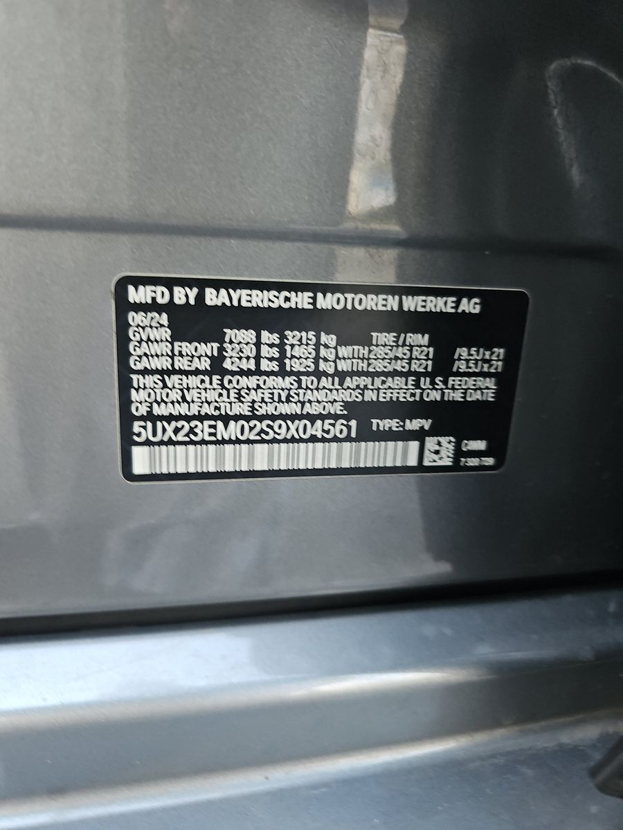 2025 BMW X7 xDrive40i AWD